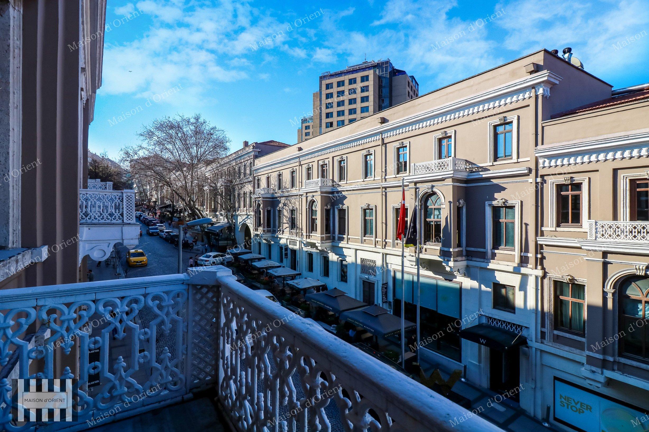 1100sqm Twin Villas with Garden in Akaretler Row Houses - Görsel 32