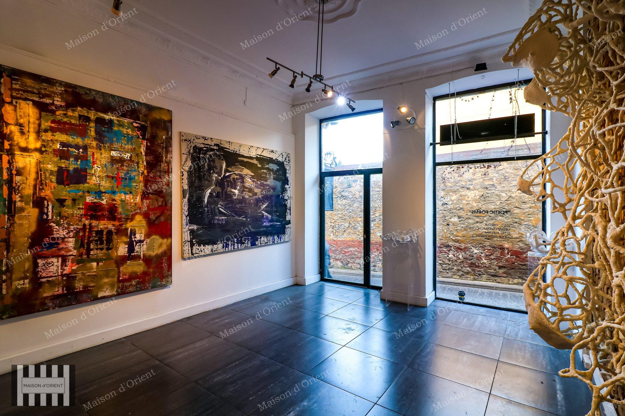 120sqm Store in Historical Building at Galatasaray - Görsel 4