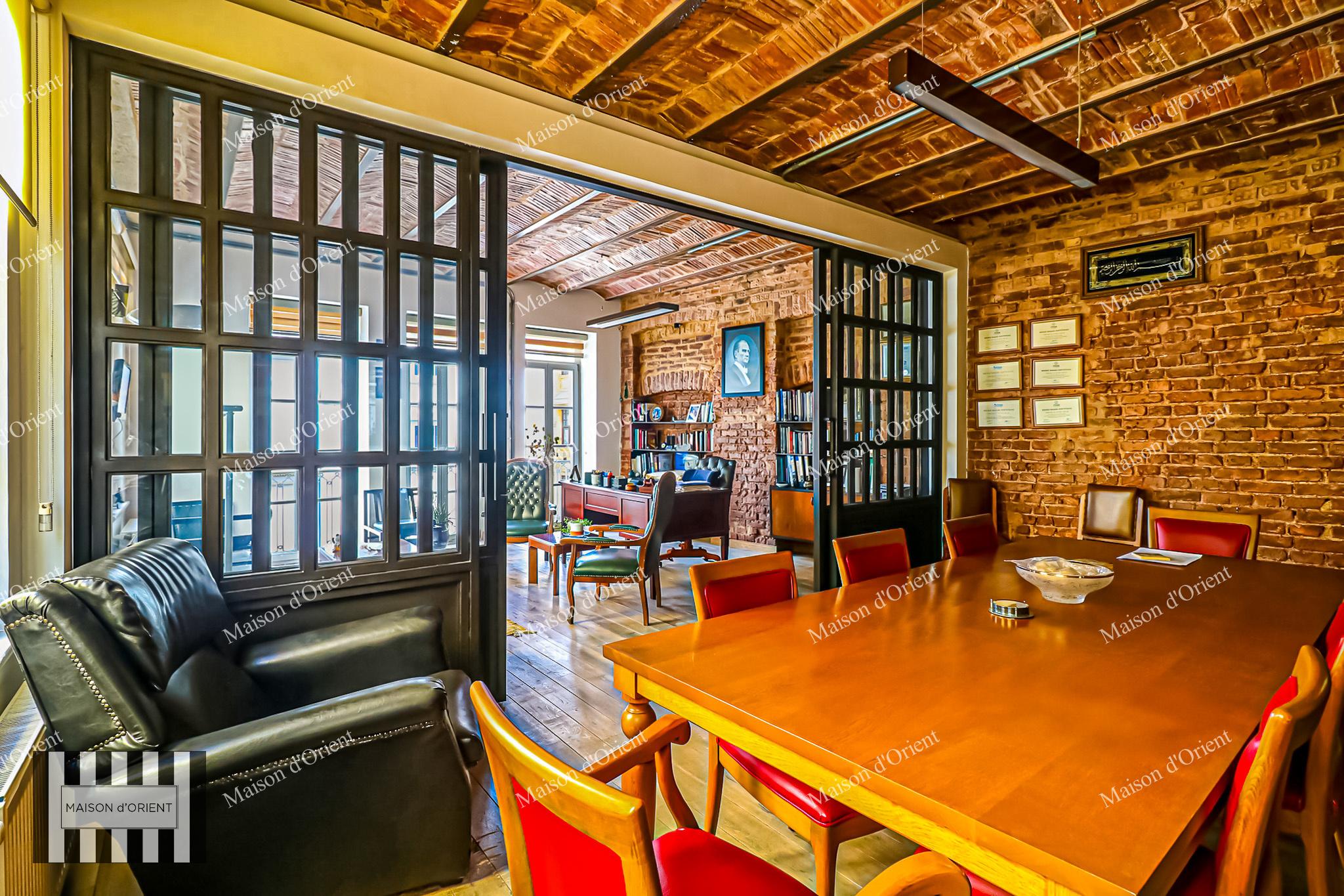 160sqm Office for Sale on Istiklal Street - Görsel 21