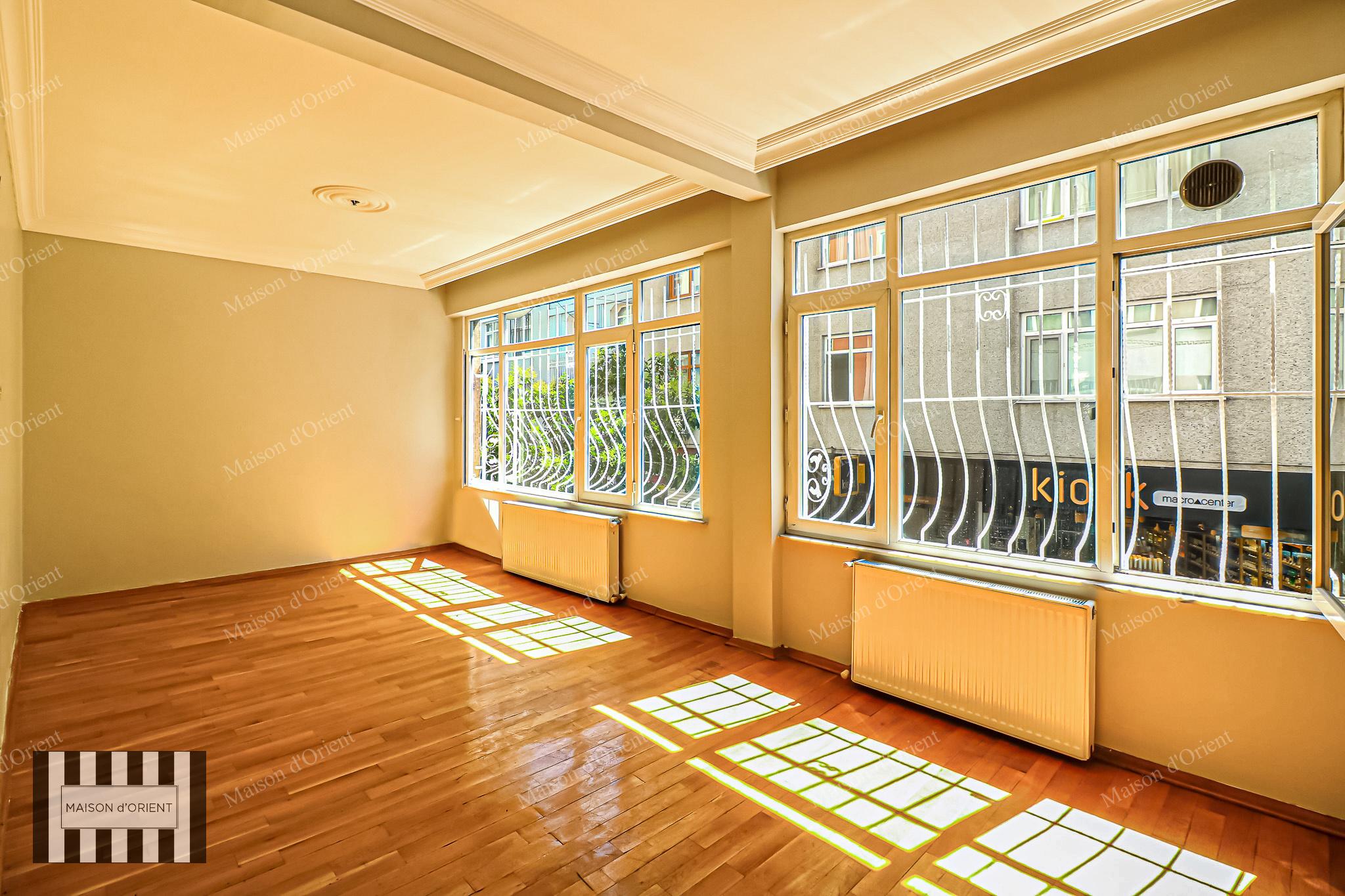 2+1 Apartment for Sale in Central Cihangir - Görsel 55