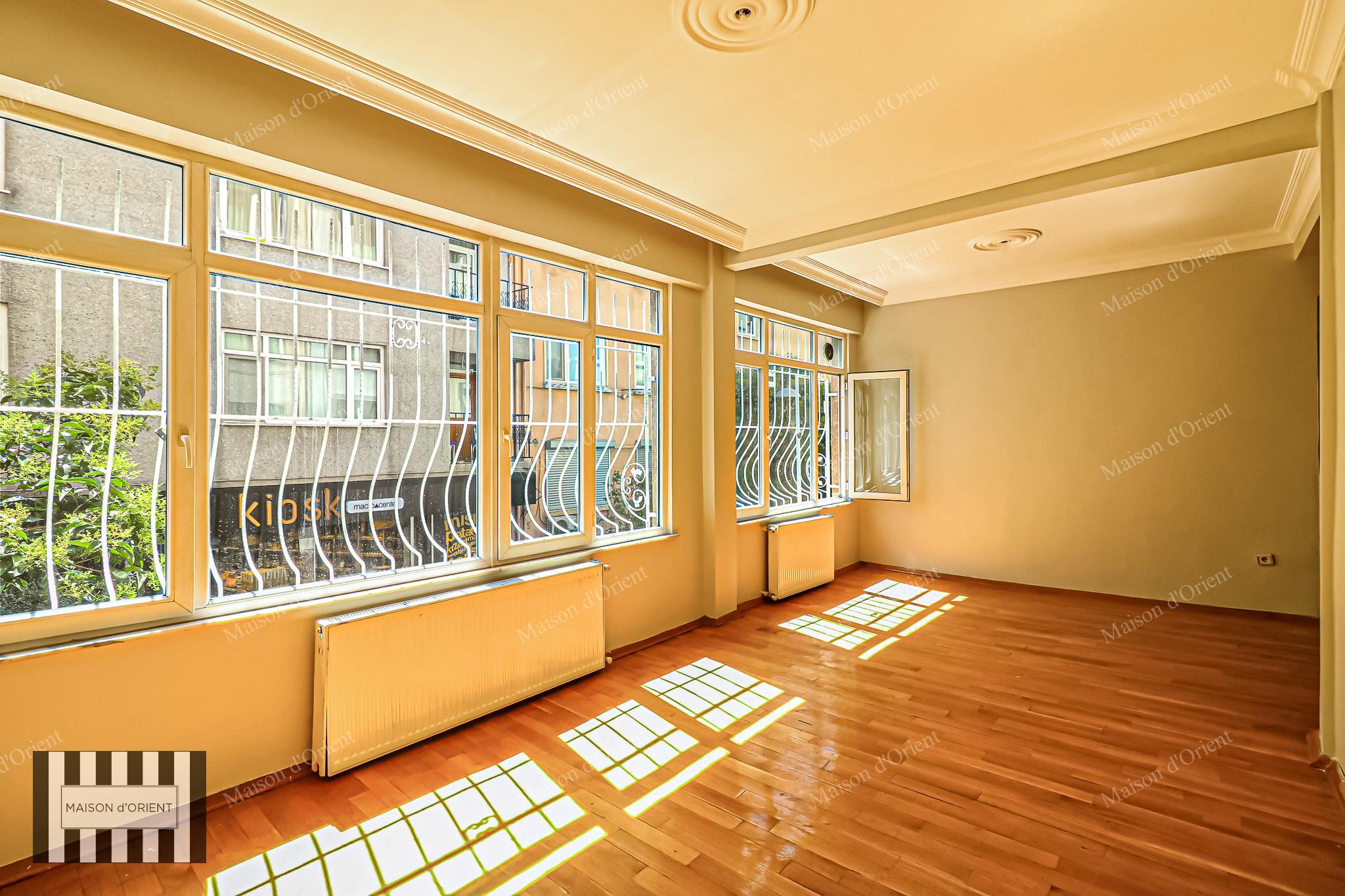 2+1 Apartment for Sale in Central Cihangir - Görsel 74