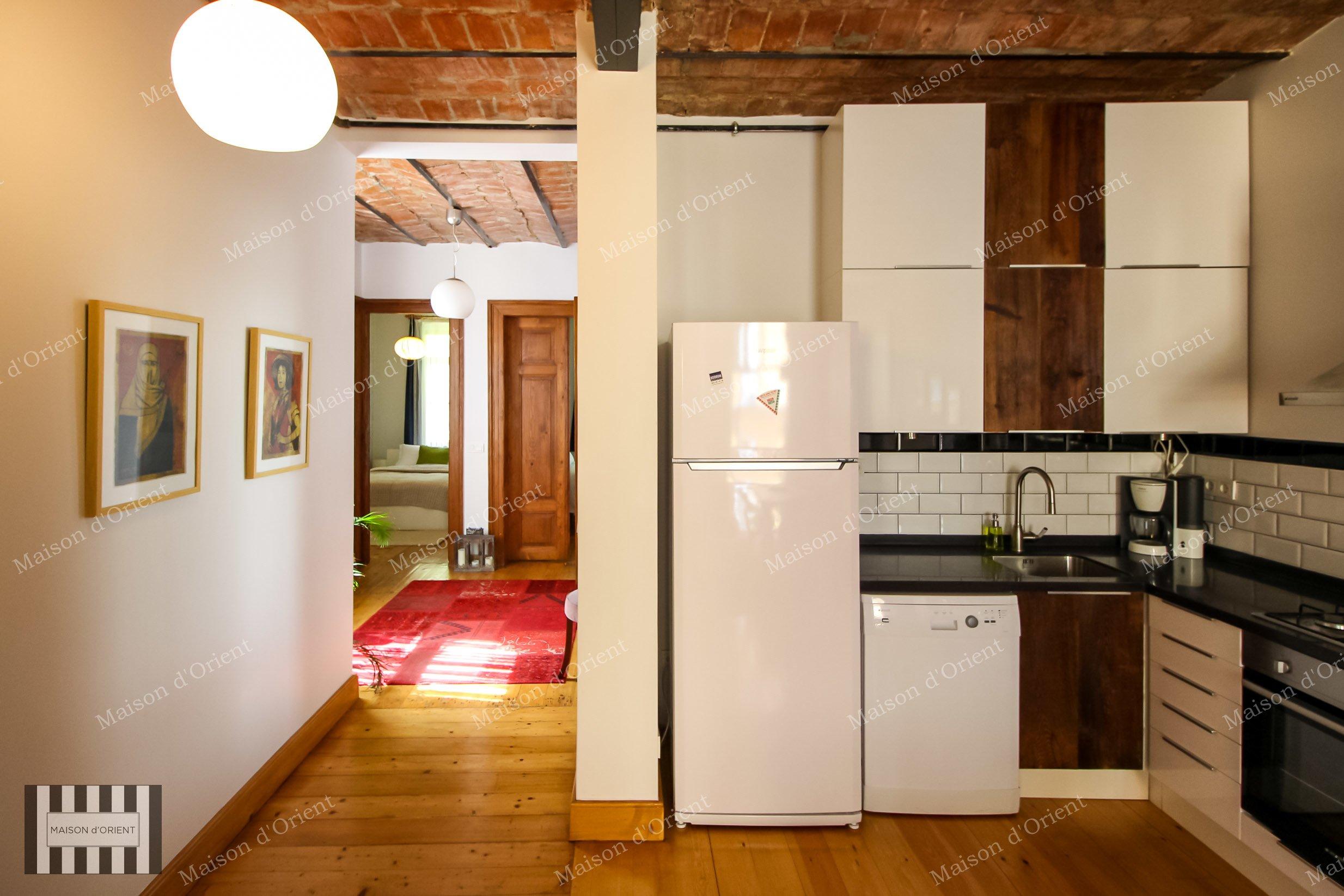 2+1 Apartment for Sale in Historical Building, Galata - Görsel 17