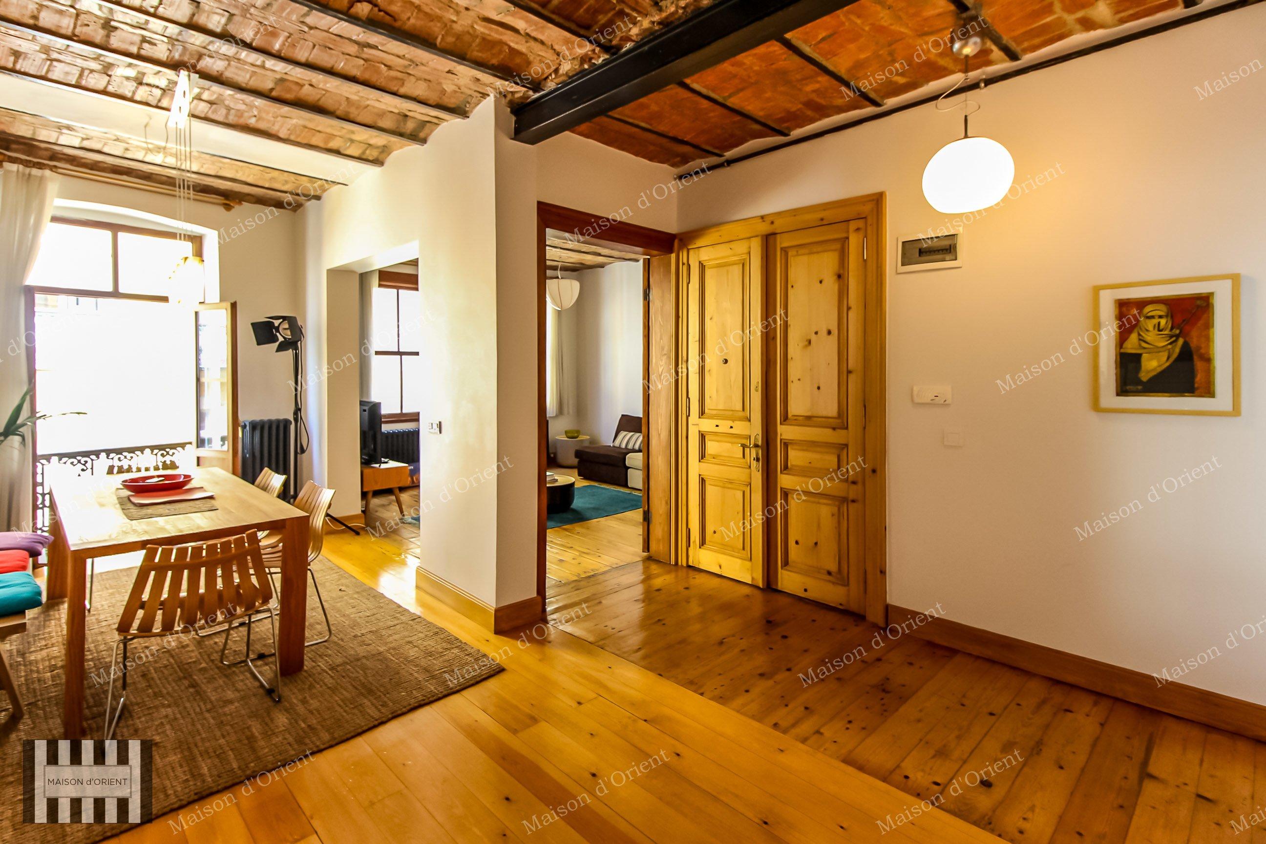 2+1 Apartment for Sale in Historical Building, Galata - Görsel 2