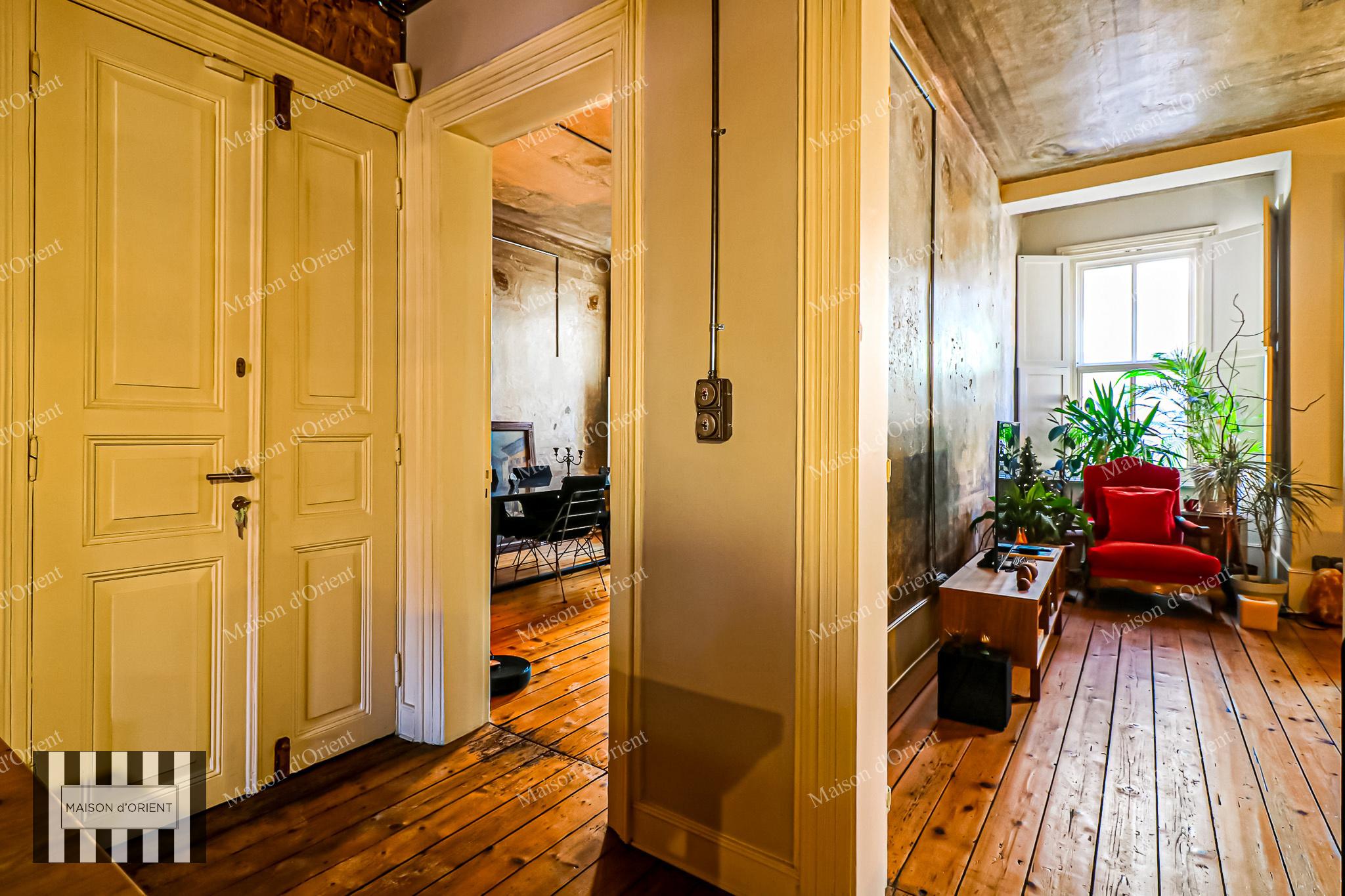 2+1 Apartment for Sale in Historical Building, Galata - Görsel 23