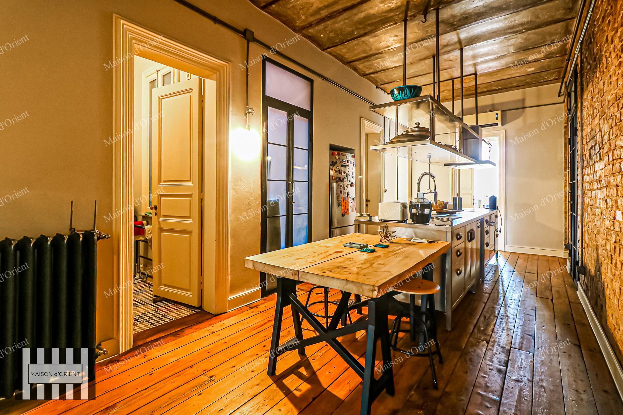 2+1 Apartment for Sale in Historical Building, Galata - Görsel 32