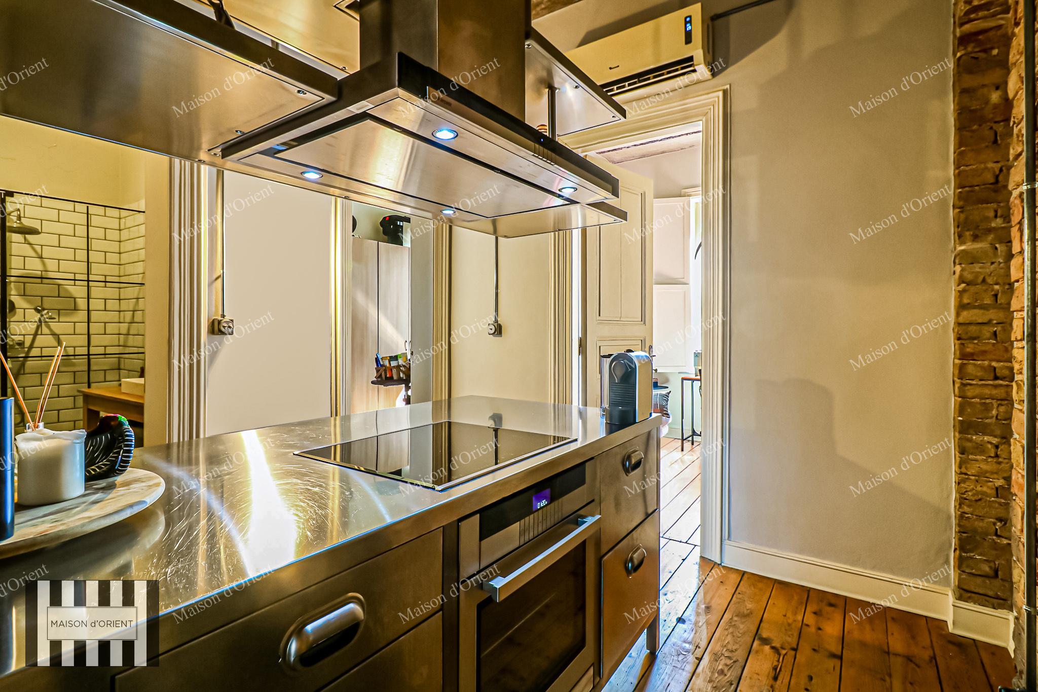 2+1 Apartment for Sale in Historical Building, Galata - Görsel 35