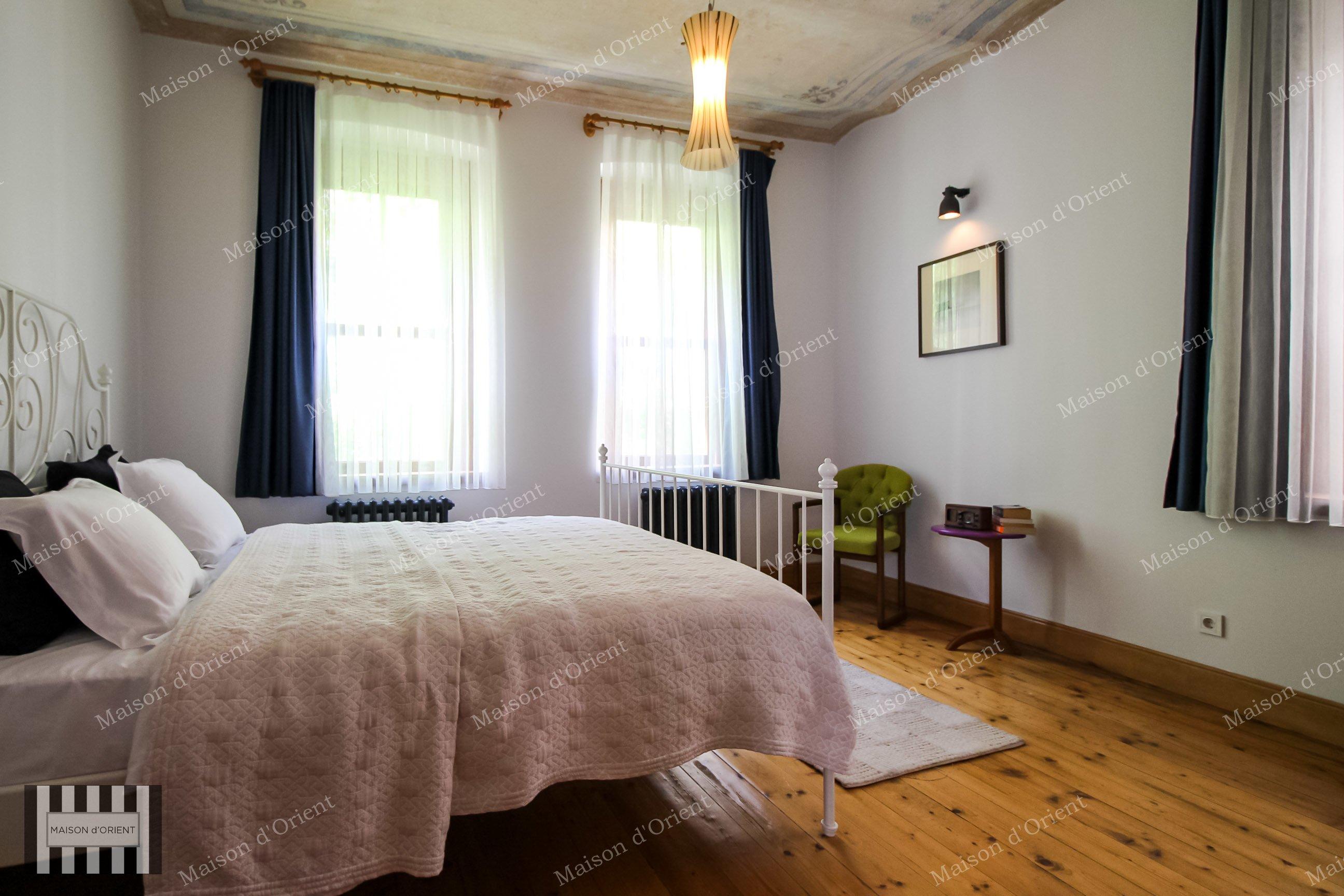 2+1 Apartment for Sale in Historical Building, Galata - Görsel 4