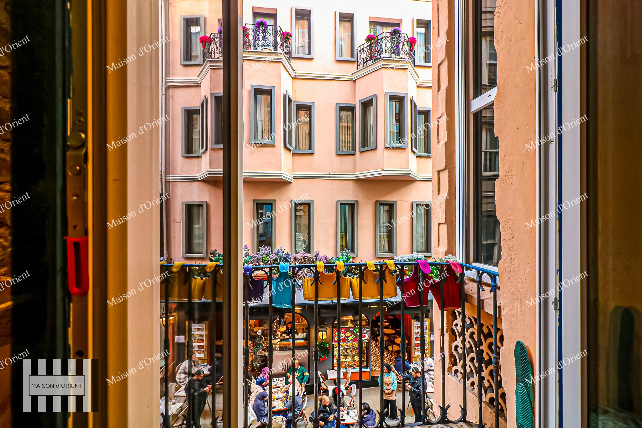 2+1 Apartment for Sale in Historical Building, Galata - Görsel 67