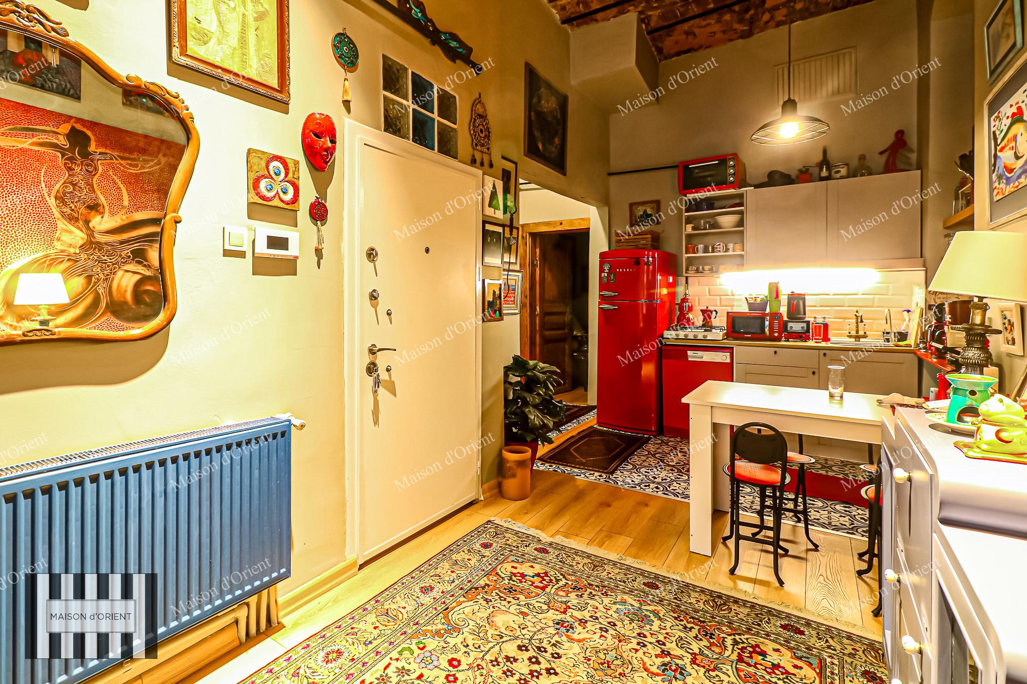 2+1 Apartment for Sale in Historical Building, Galata - Görsel 71