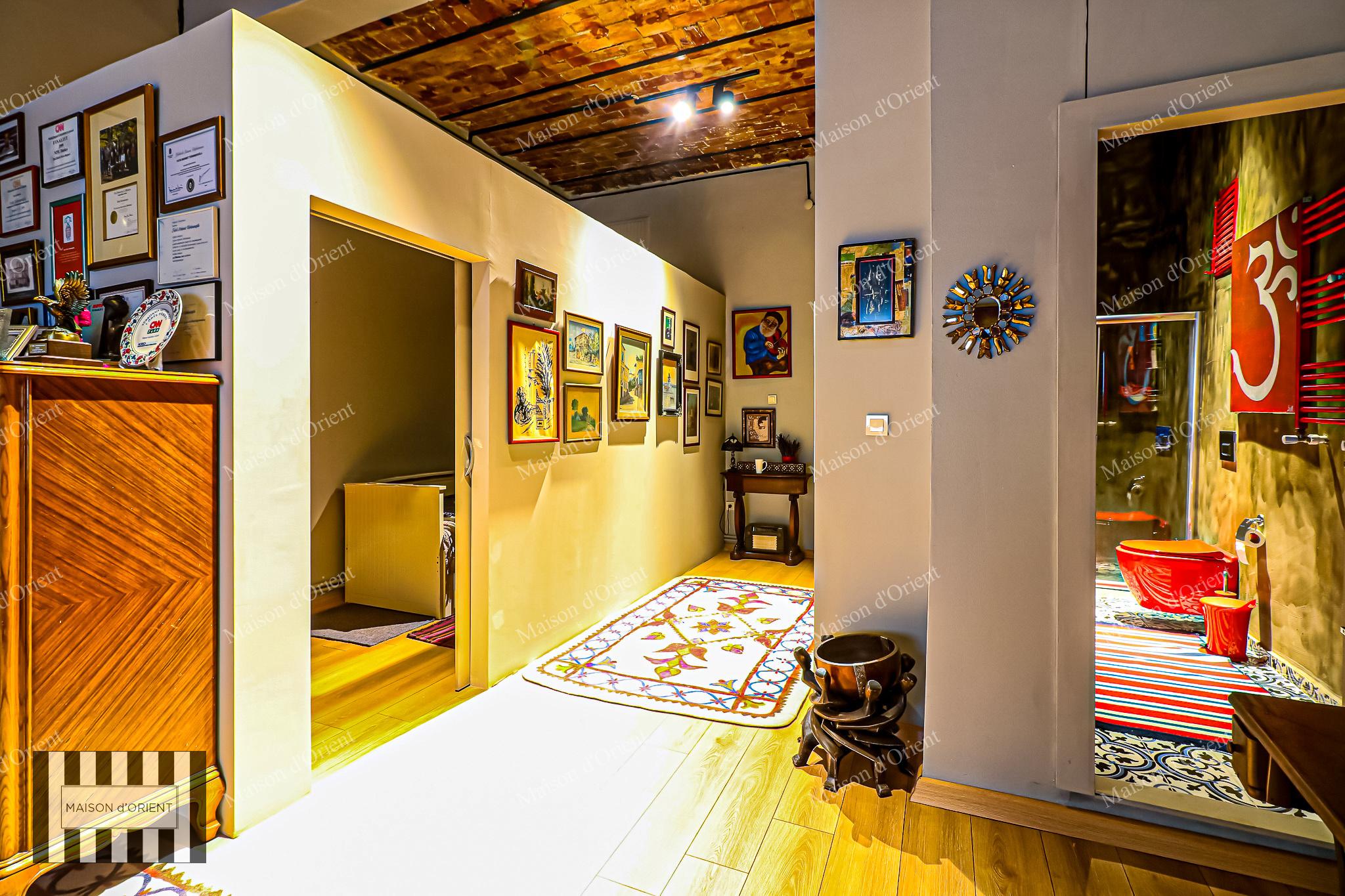 2+1 Apartment for Sale in Historical Building, Galata - Görsel 81