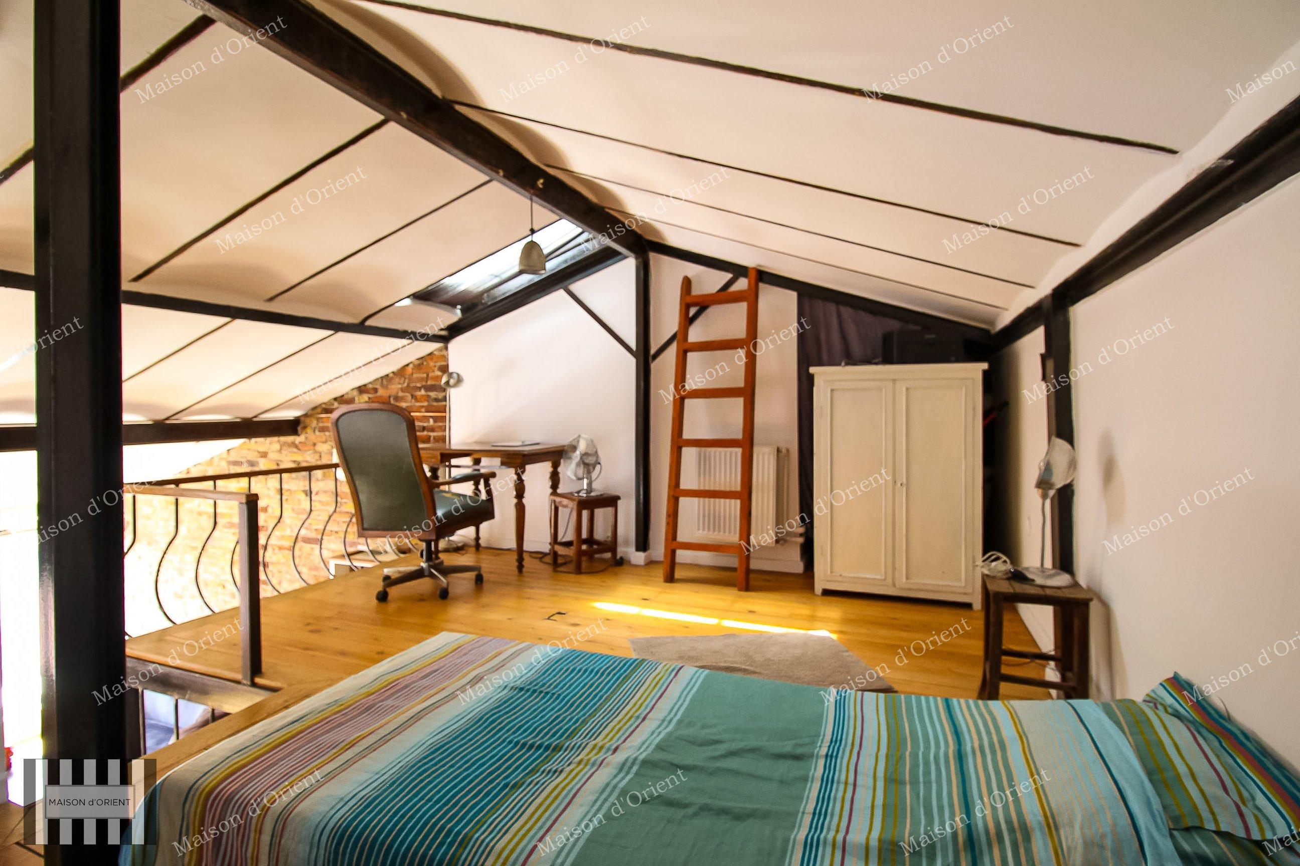 2+1 Apartment for Sale in Historical Building, Galata - Görsel 89