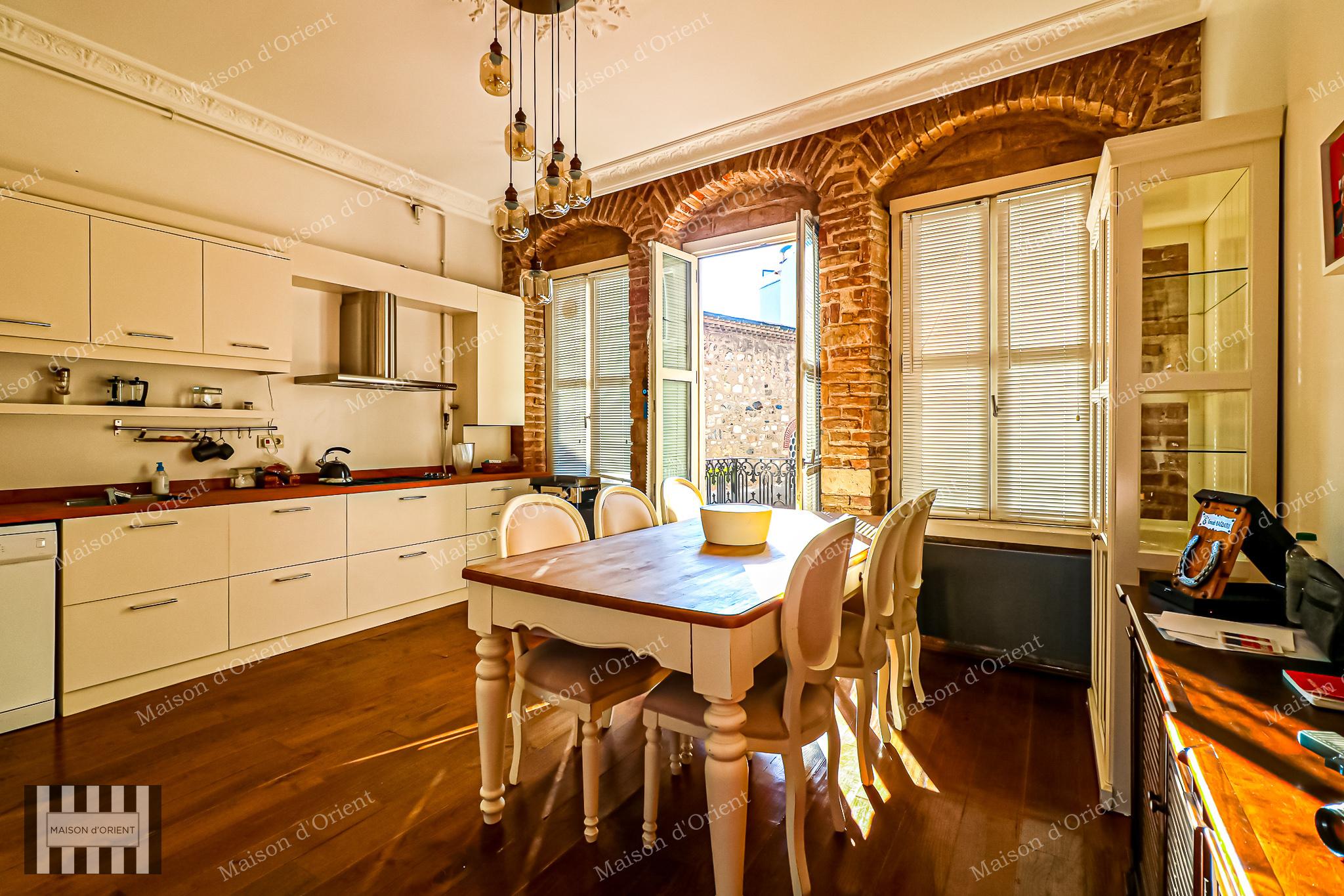 2+1 Duplex for Sale in Historical İpera Building - Görsel 37