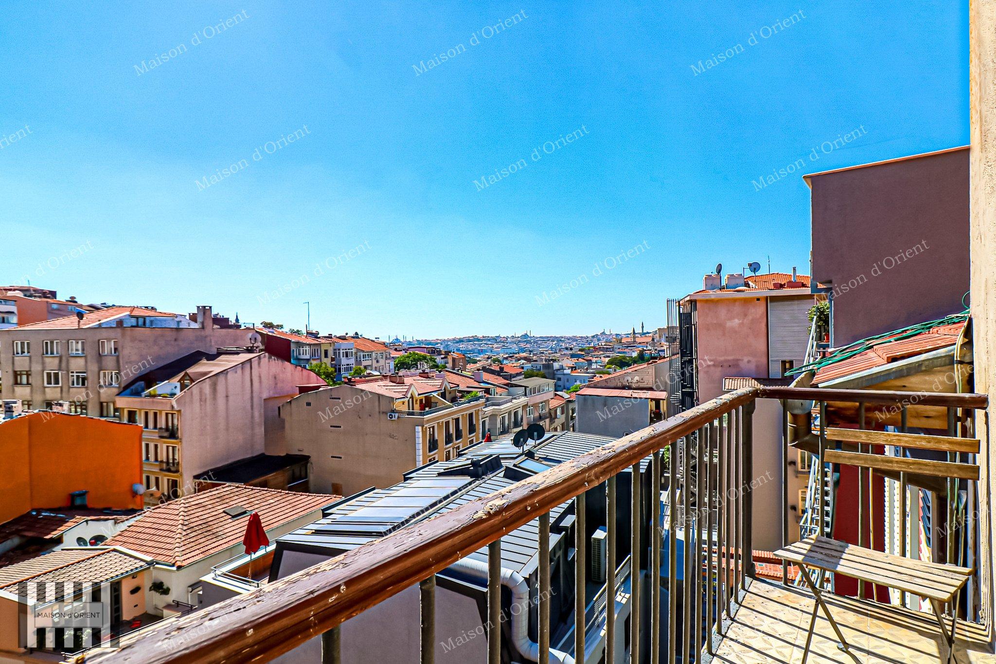 2+1 Flat for Sale in Historical Fazilet Building - Görsel 10