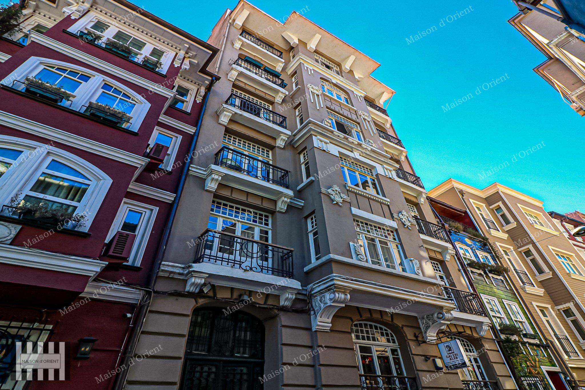 2+1 Flat for Sale in Historical Fazilet Building - Görsel 24