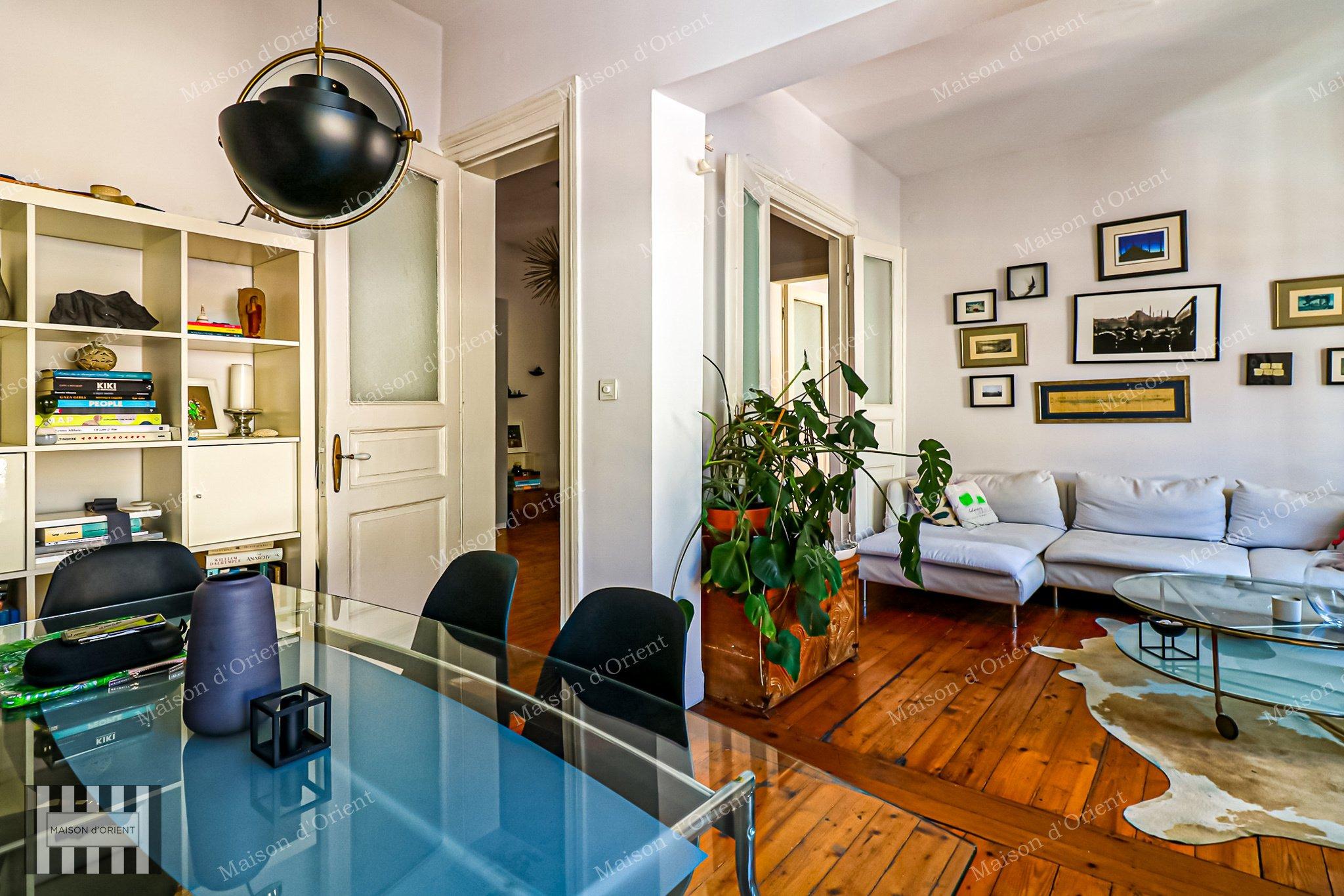 2+1 Flat for Sale in Historical Fazilet Building - Görsel 5