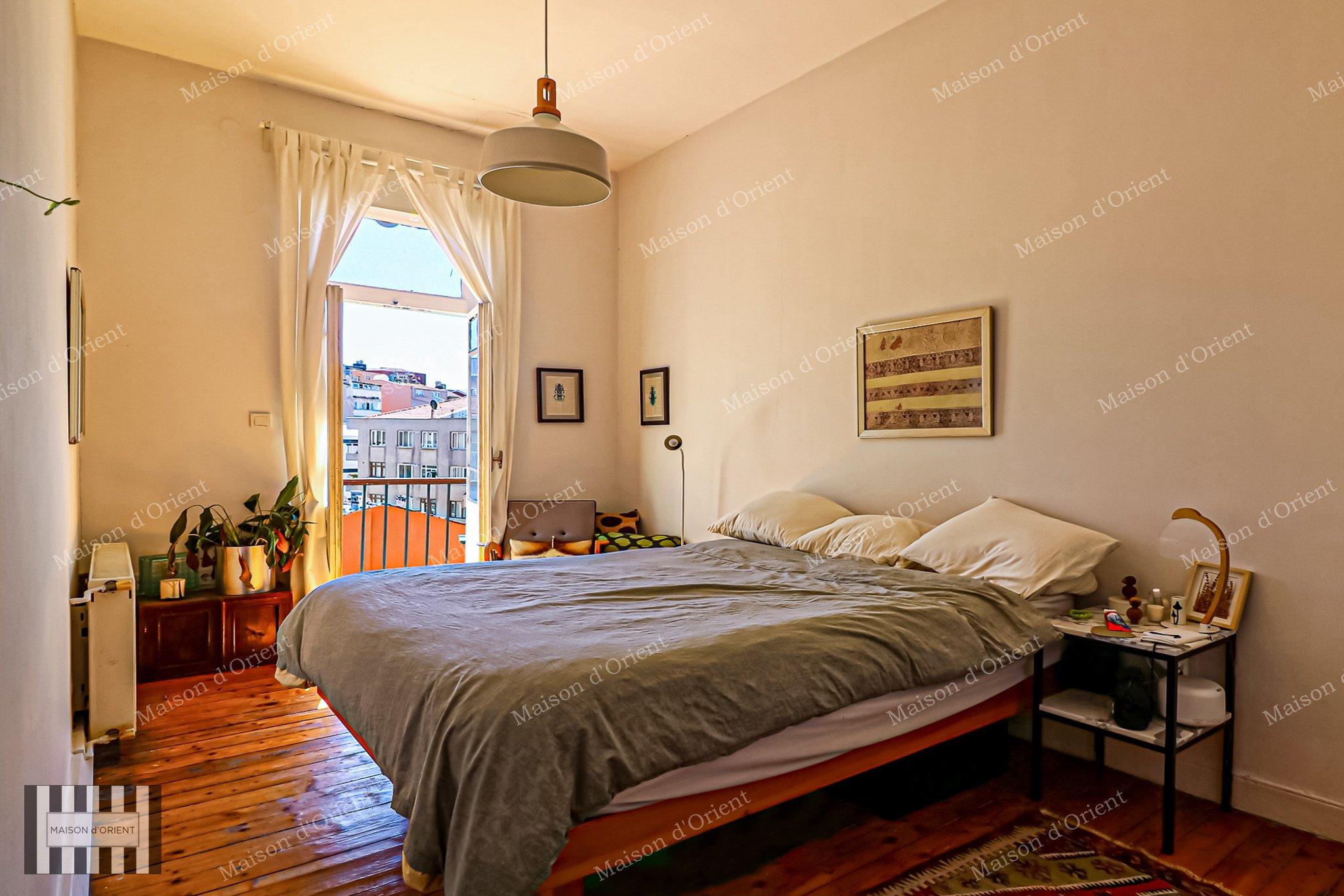 2+1 Flat for Sale in Historical Fazilet Building - Görsel 9