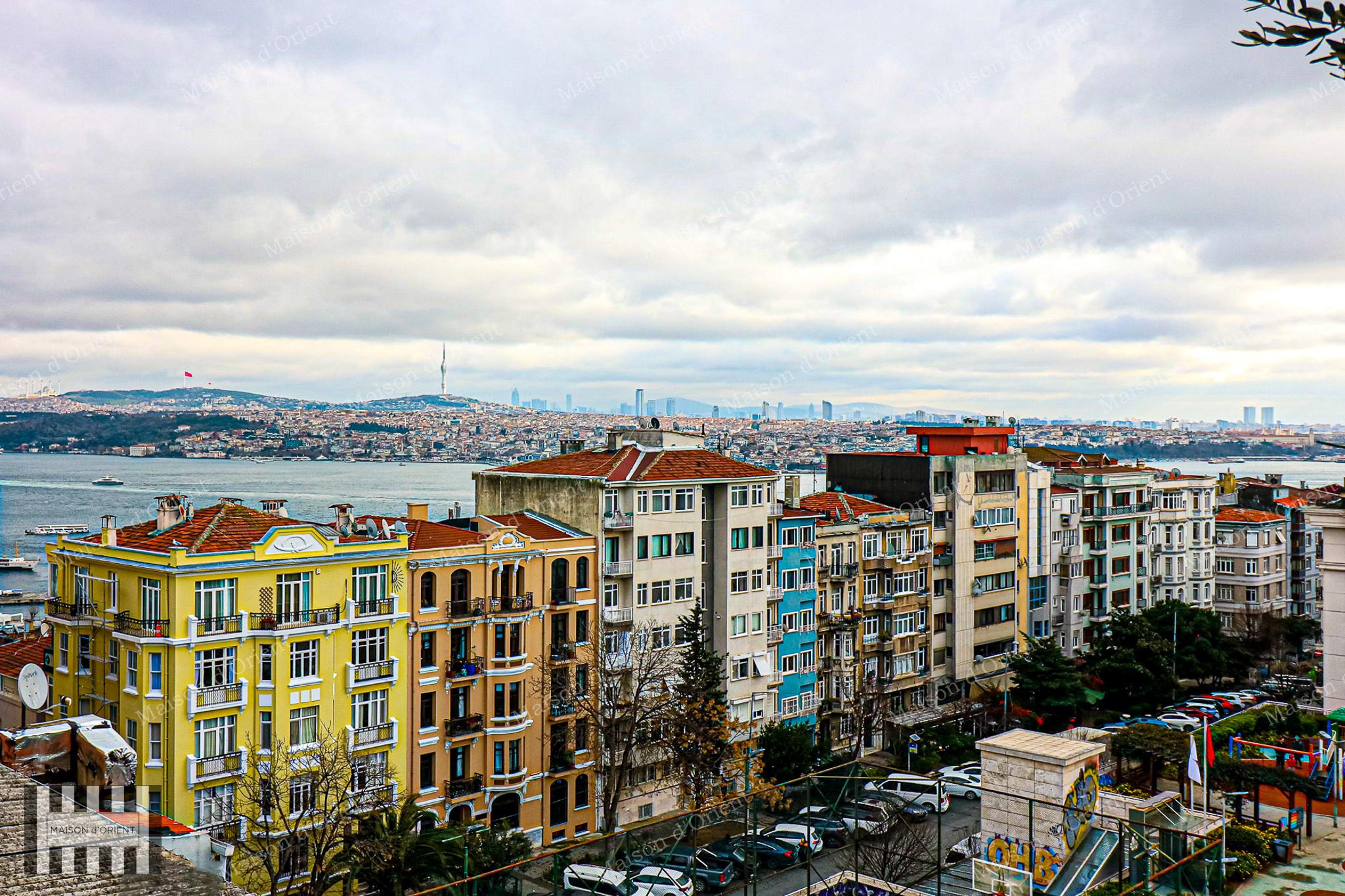 3+1 Flat for Sale in Historical Nar Building, Cihangir - Görsel 25