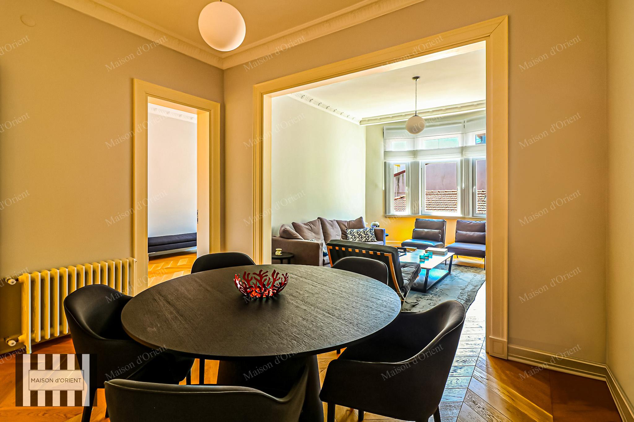 3+1 Flat for Sale in Historical Nar Building, Cihangir - Görsel 34