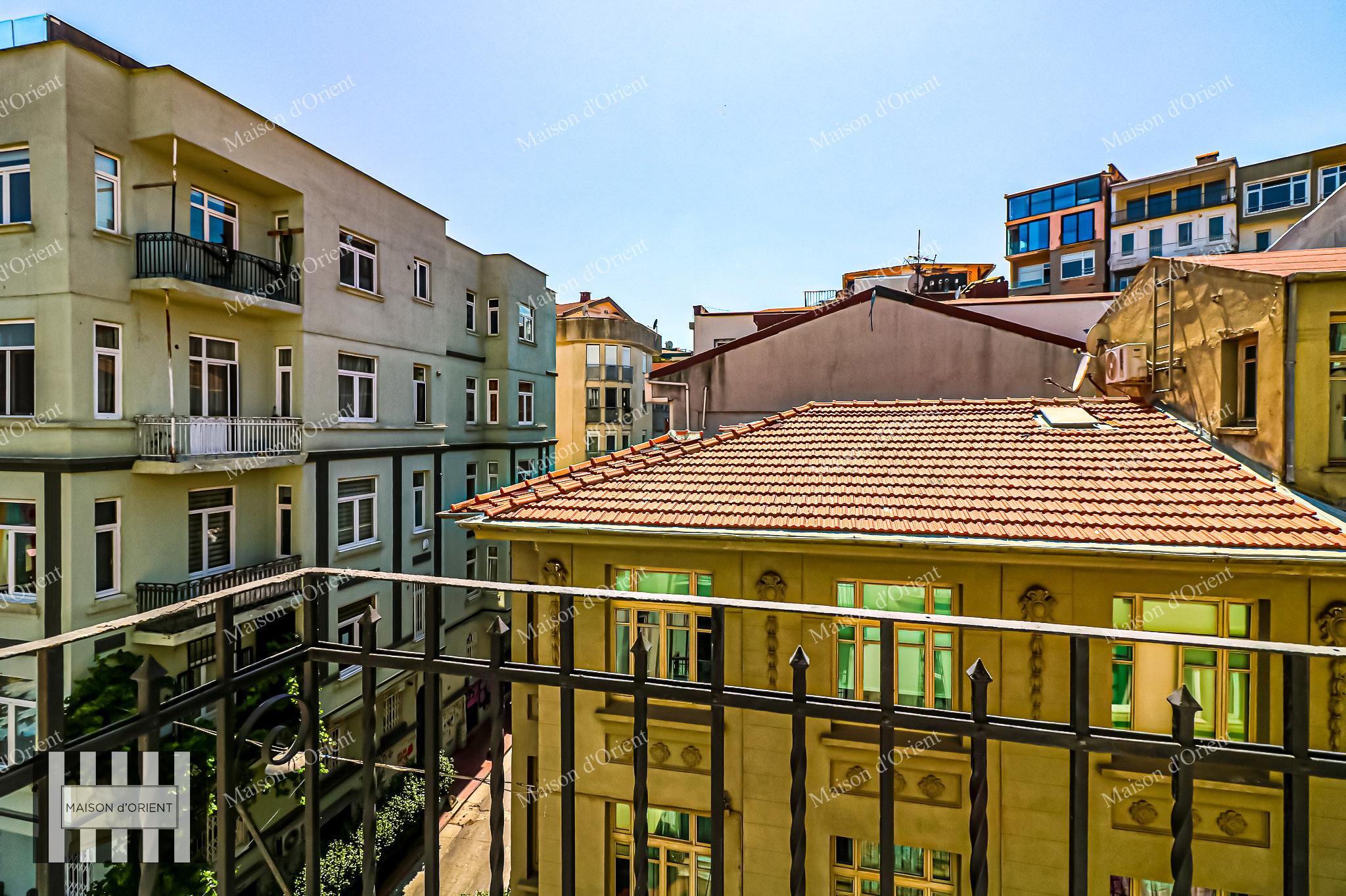 3+1 Flat for Sale in Historical Nar Building, Cihangir - Görsel 92