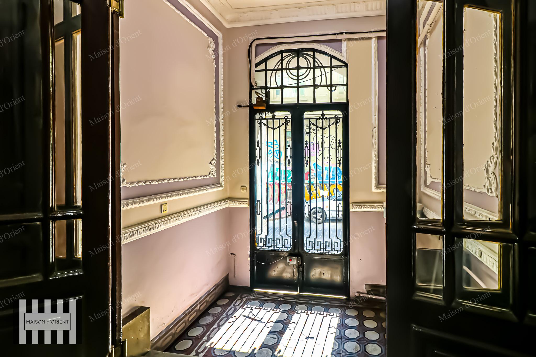 3+1 Flat for Sale in Historical Nar Building, Cihangir - Görsel 95