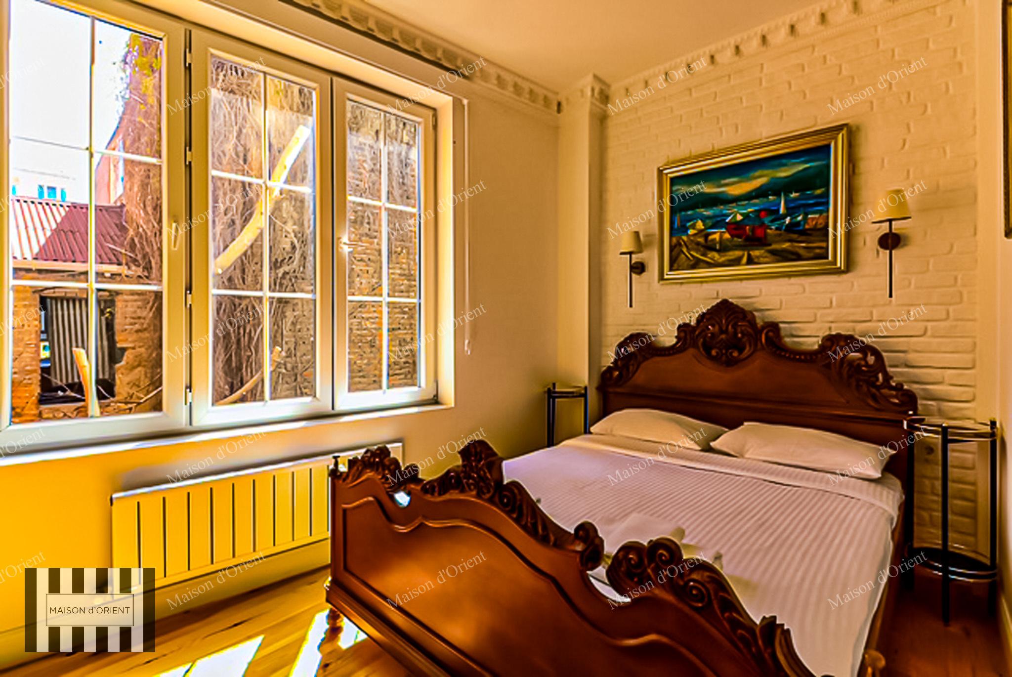 4-Storey Building with Garden for Sale in Balat - Görsel 13