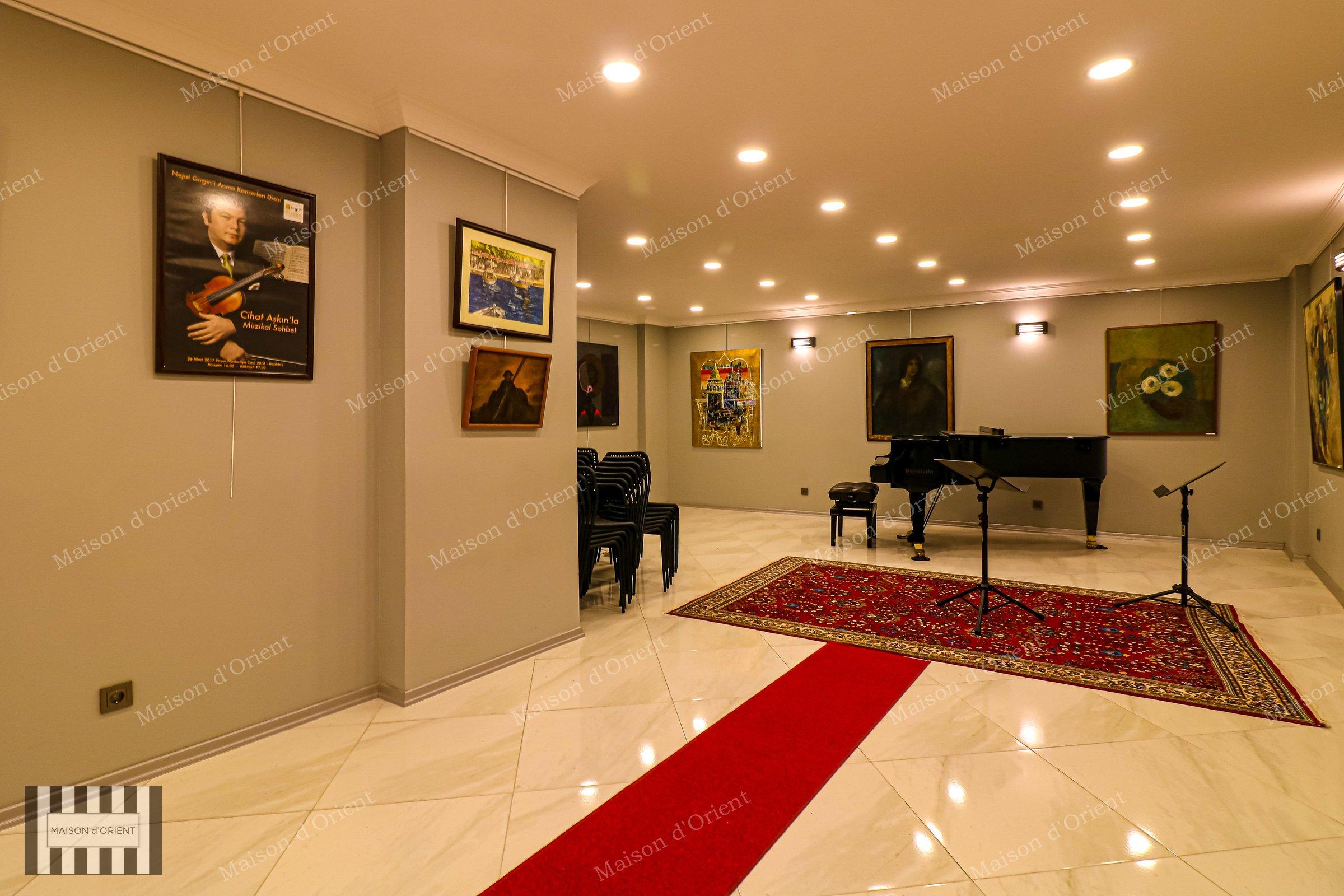 4 Storey Historical Building for Sale in Şişhane - Görsel 12