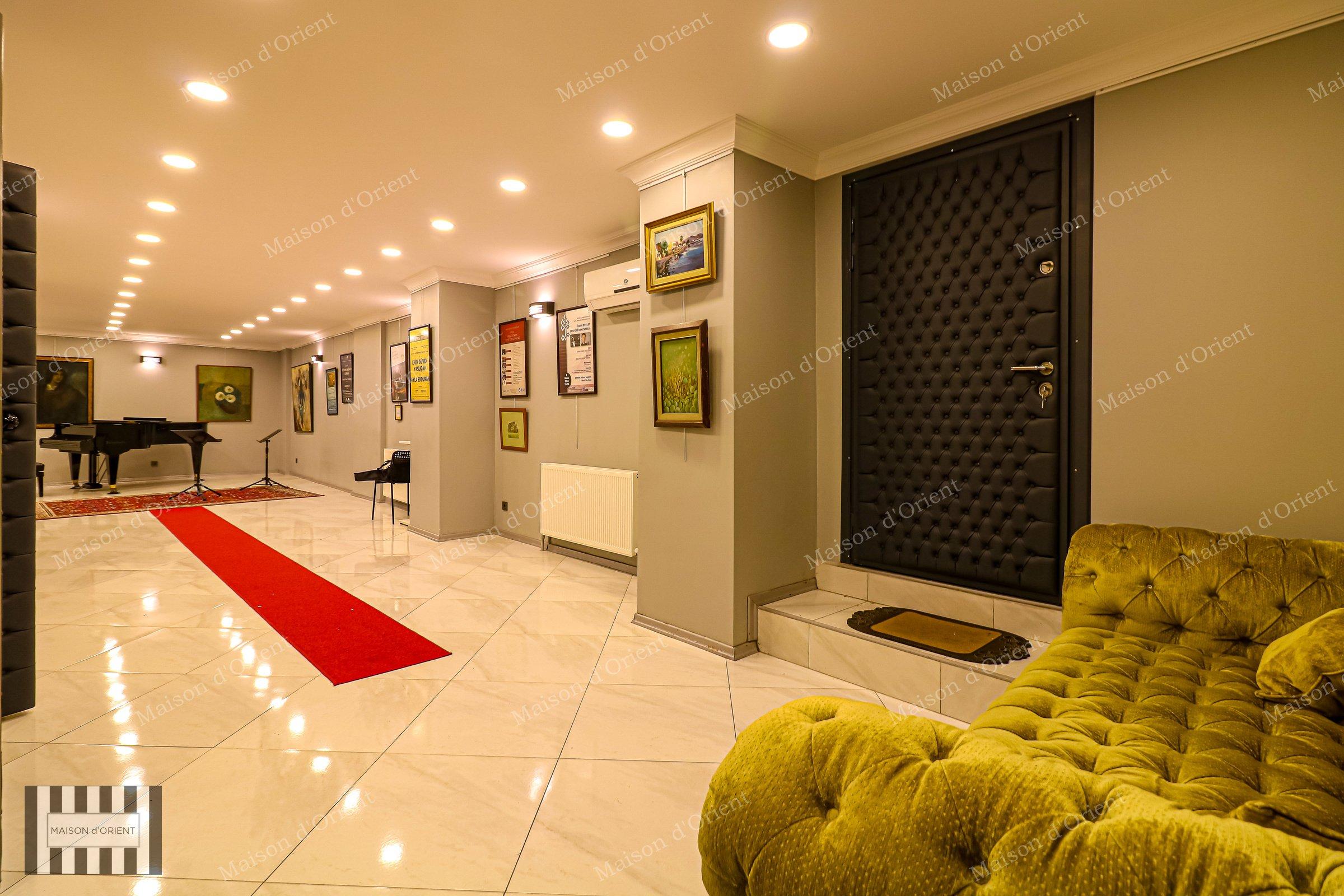 4 Storey Historical Building for Sale in Şişhane - Görsel 13