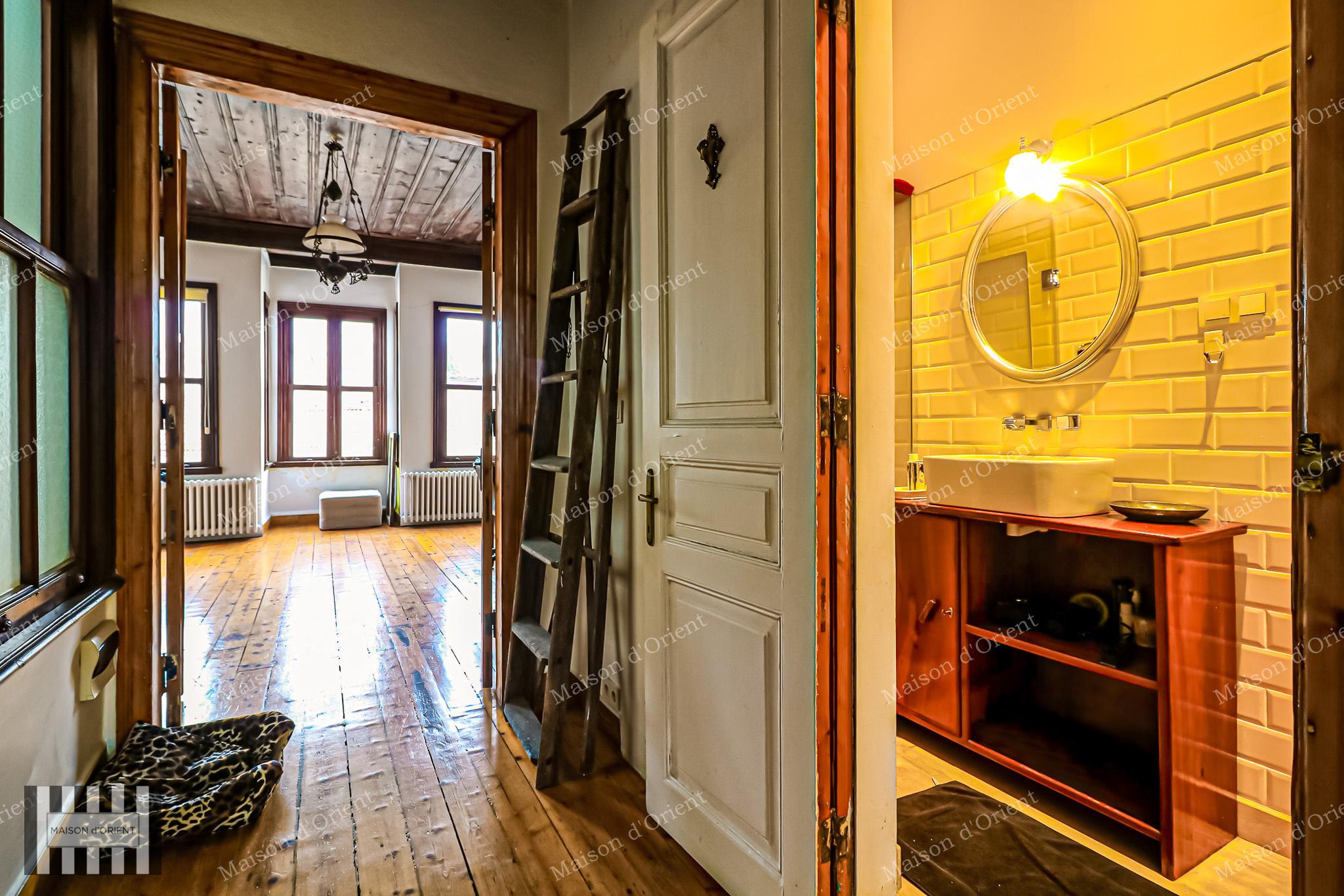 4 Storey Historical Building for Sale in Şişhane - Görsel 72