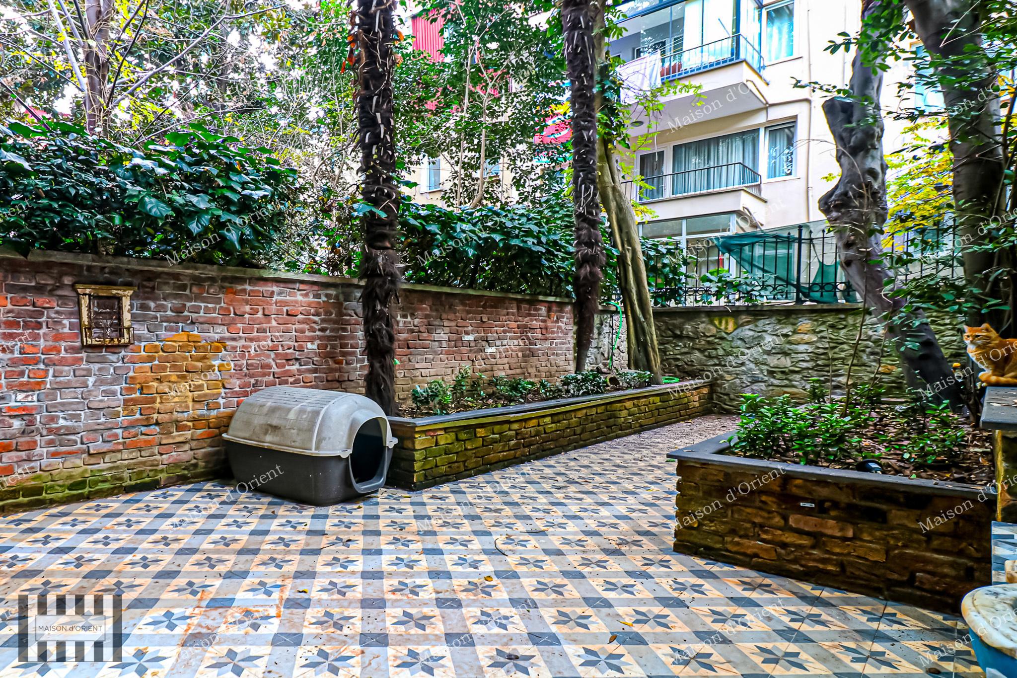 4 Storey Historical Building for Sale in Şişhane - Görsel 81