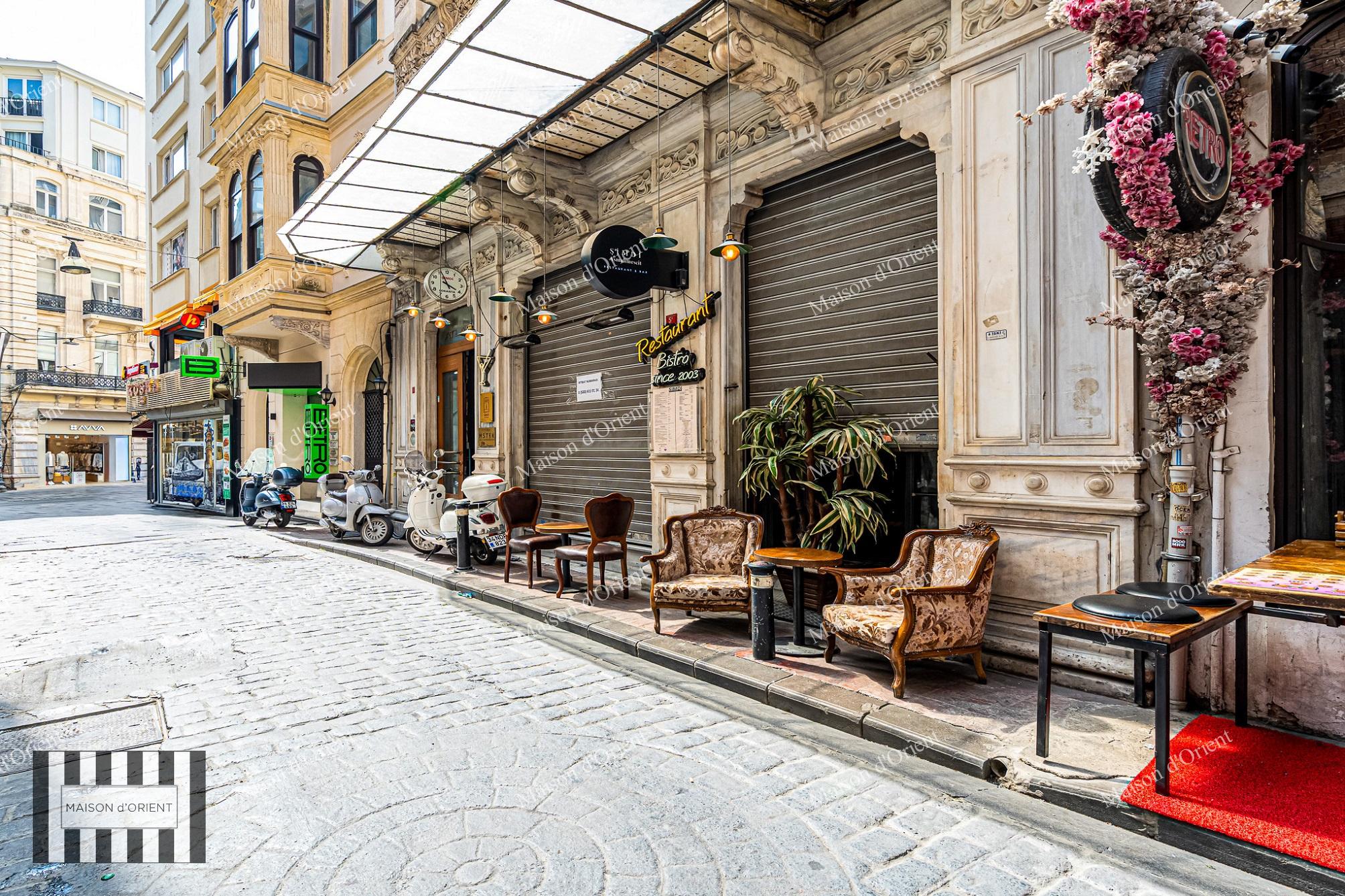 6-Storey Historical Atlas Apartments for Sale in Asmalı Mescit - Görsel 12