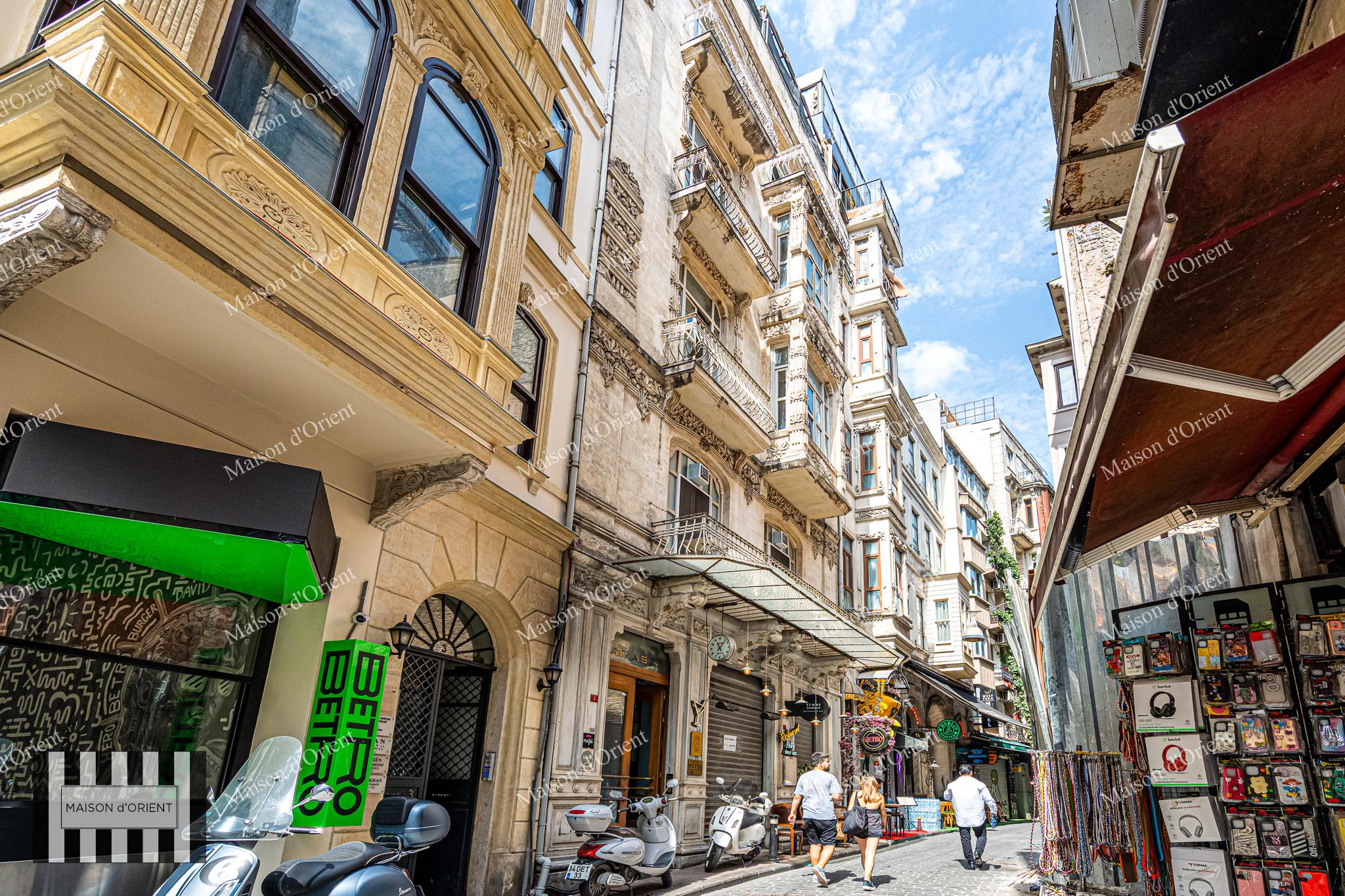 6-Storey Historical Atlas Apartments for Sale in Asmalı Mescit - Görsel 23