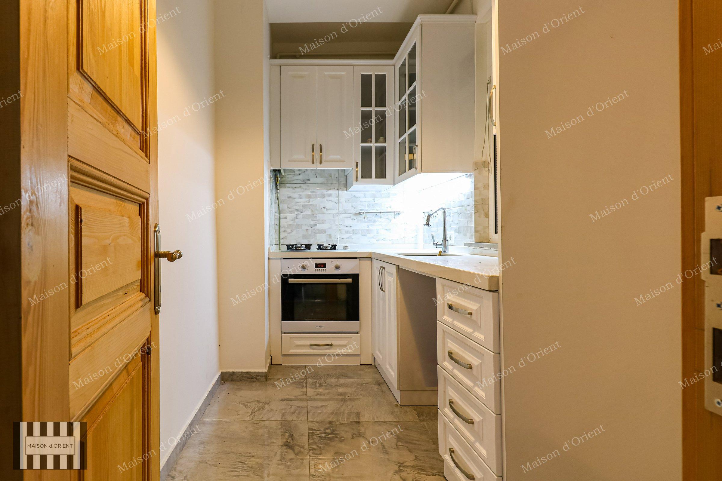 7-Storey Historical Building for Sale in Pera - Görsel 22