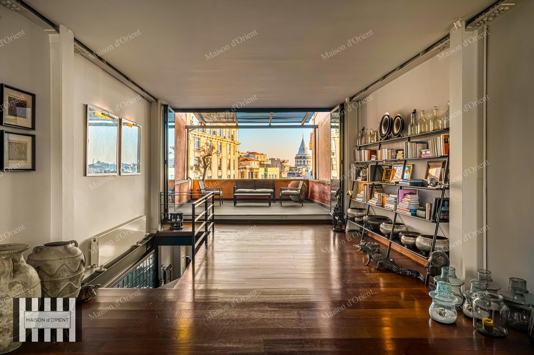 7-Storey Historical Building for Sale in Pera - Görsel 64