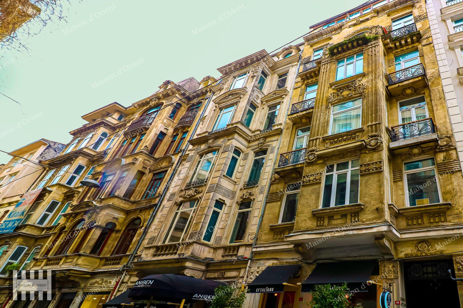 Flat for Sale in Historical Mavrodi Building - Görsel 127