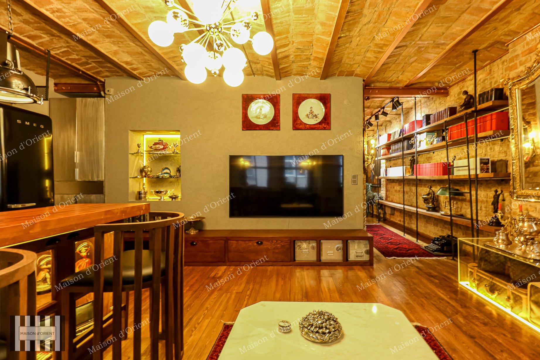 Flat for Sale in Historical Mavrodi Building - Görsel 132