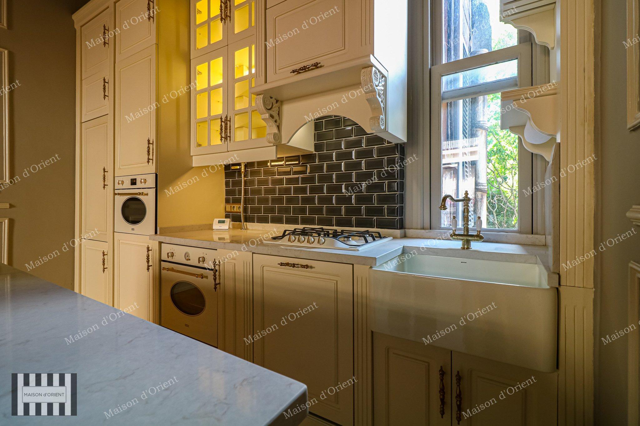 Flat for Sale in Historical Mavrodi Building - Görsel 138