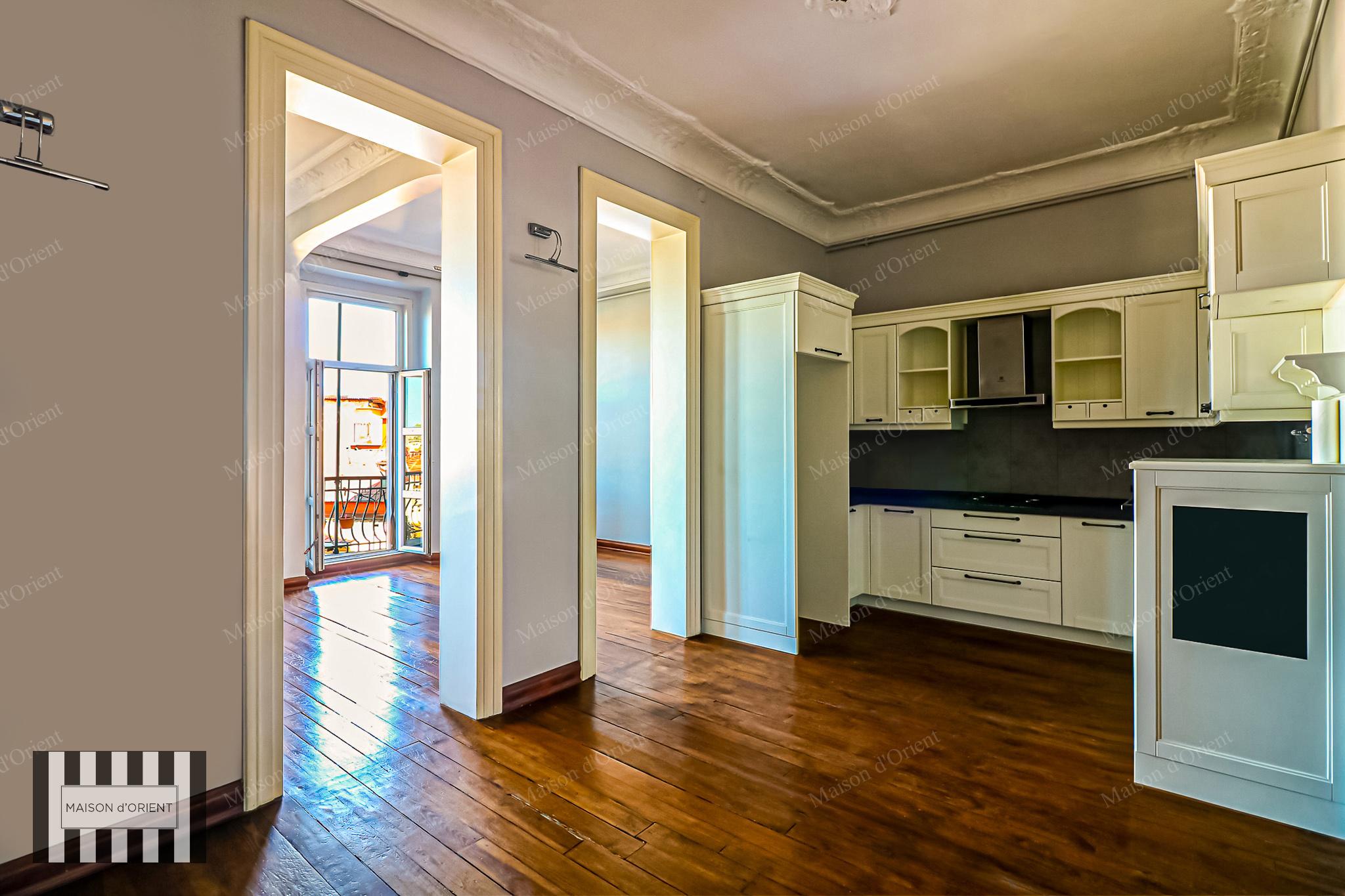 Flat for Sale in Historical Mavrodi Building - Görsel 16