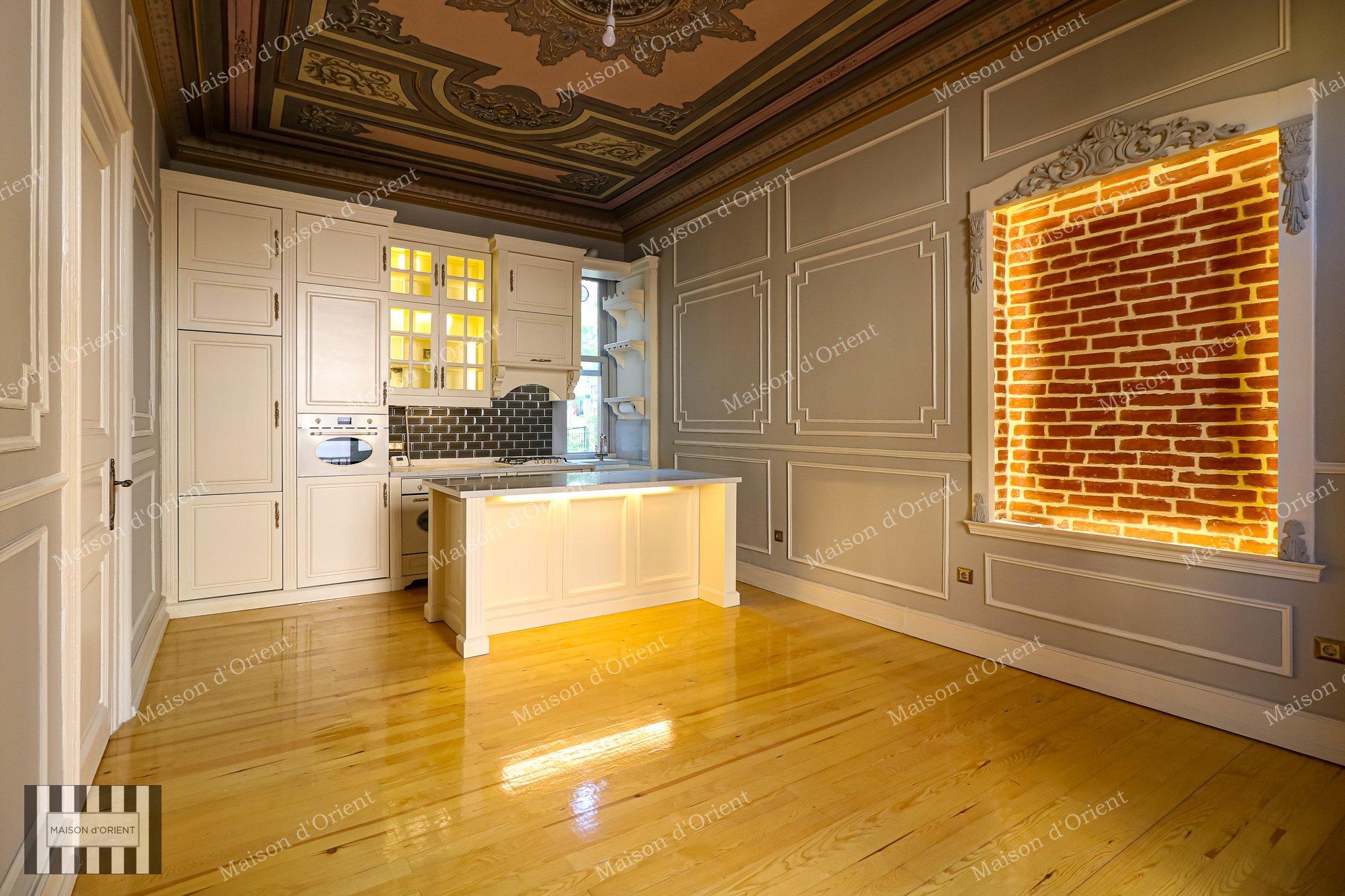 Flat for Sale in Historical Mavrodi Building - Görsel 167