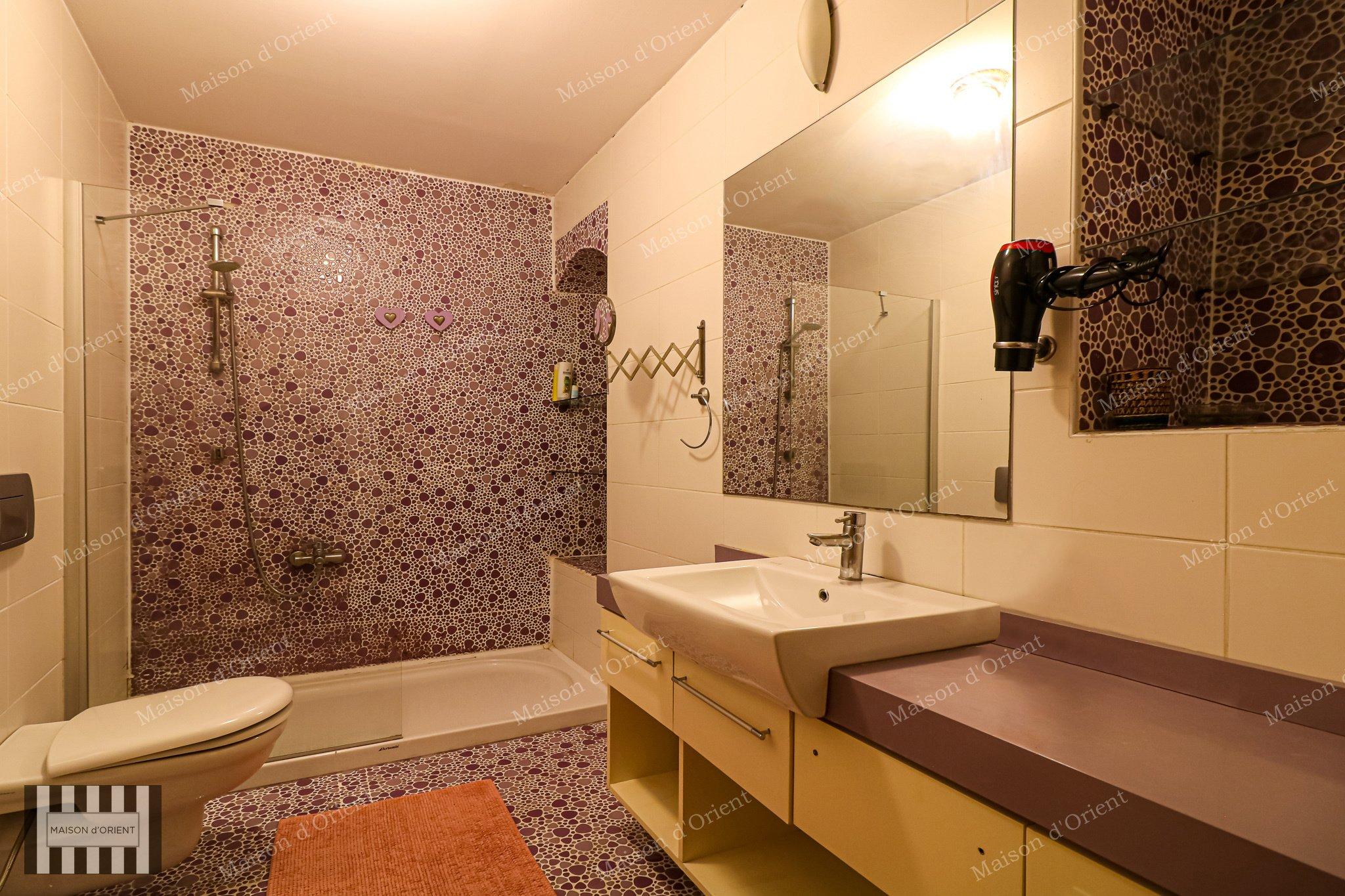 Flat for Sale in Historical Mavrodi Building - Görsel 172