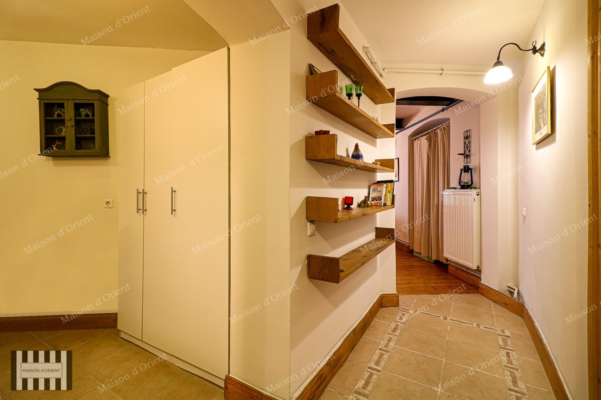 Flat for Sale in Historical Mavrodi Building - Görsel 175