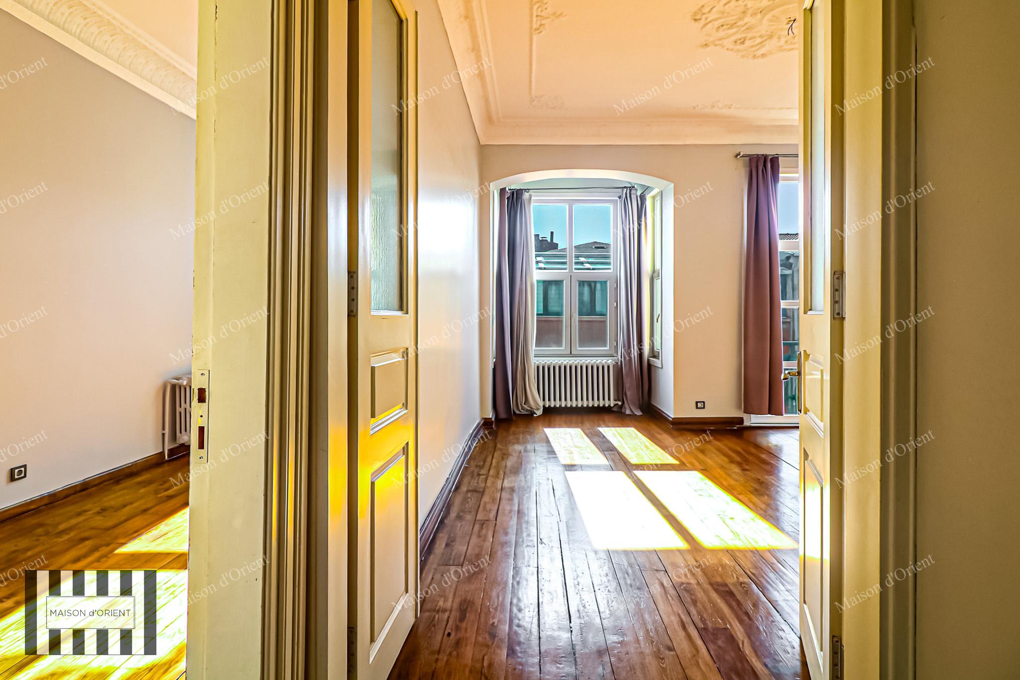 Flat for Sale in Historical Mavrodi Building - Görsel 58