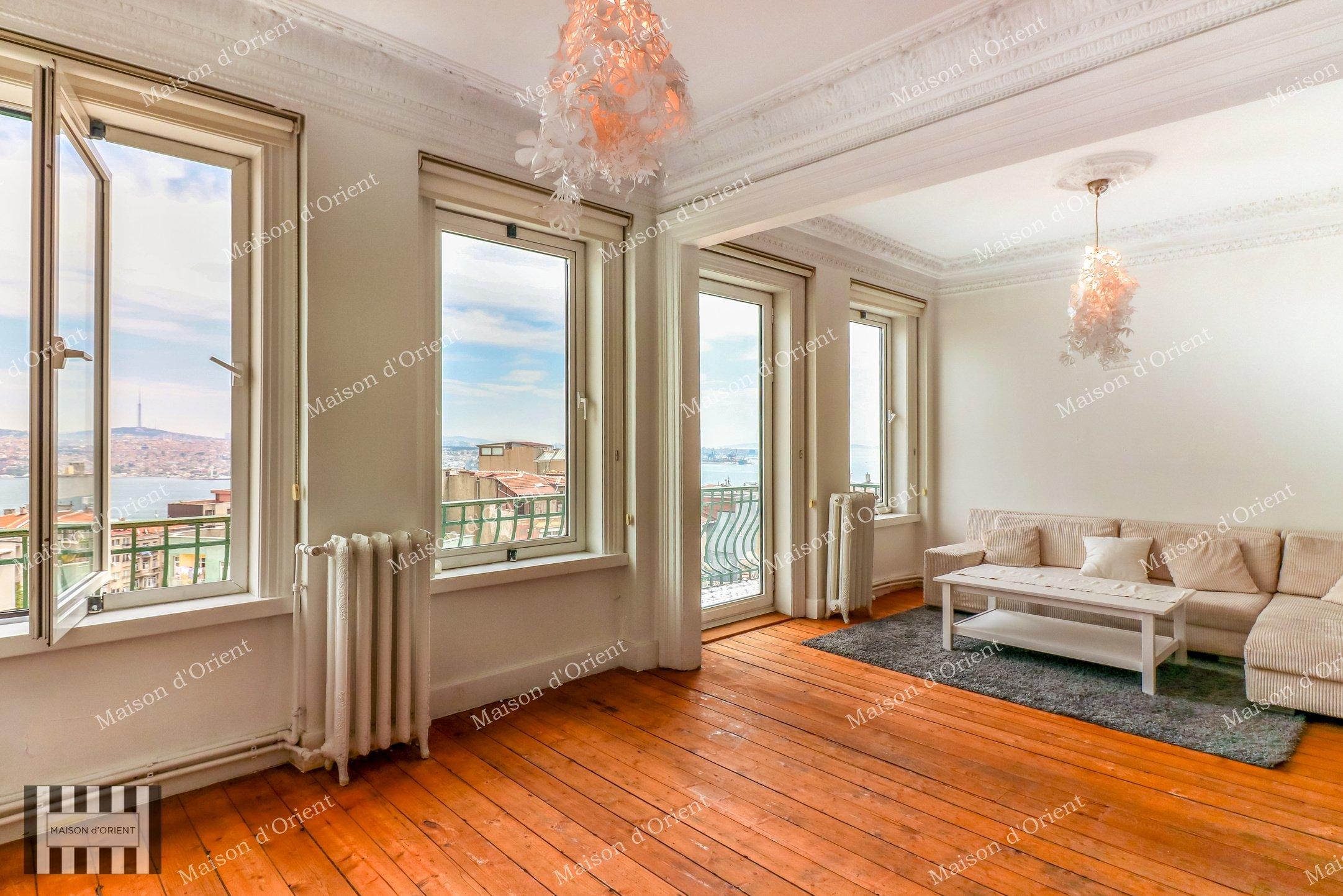 Flat for Sale in Historical Mavrodi Building - Görsel 76