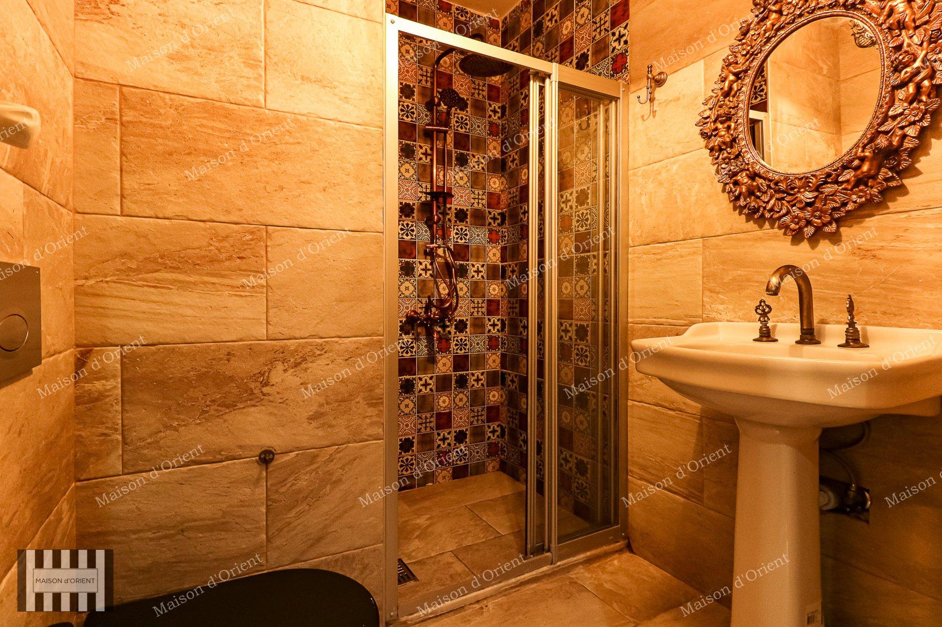 Flat for Sale in Historical Mavrodi Building - Görsel 97