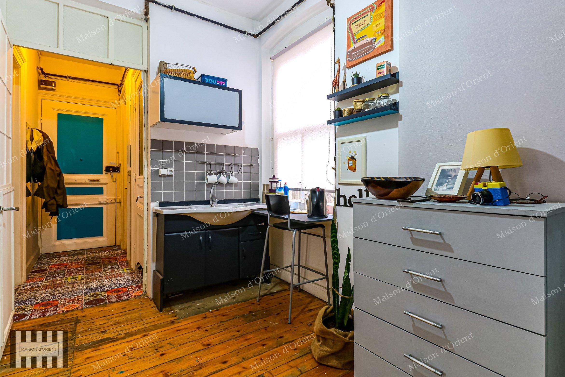 Historical Ojeni Building for Sale in Galata - Görsel 2