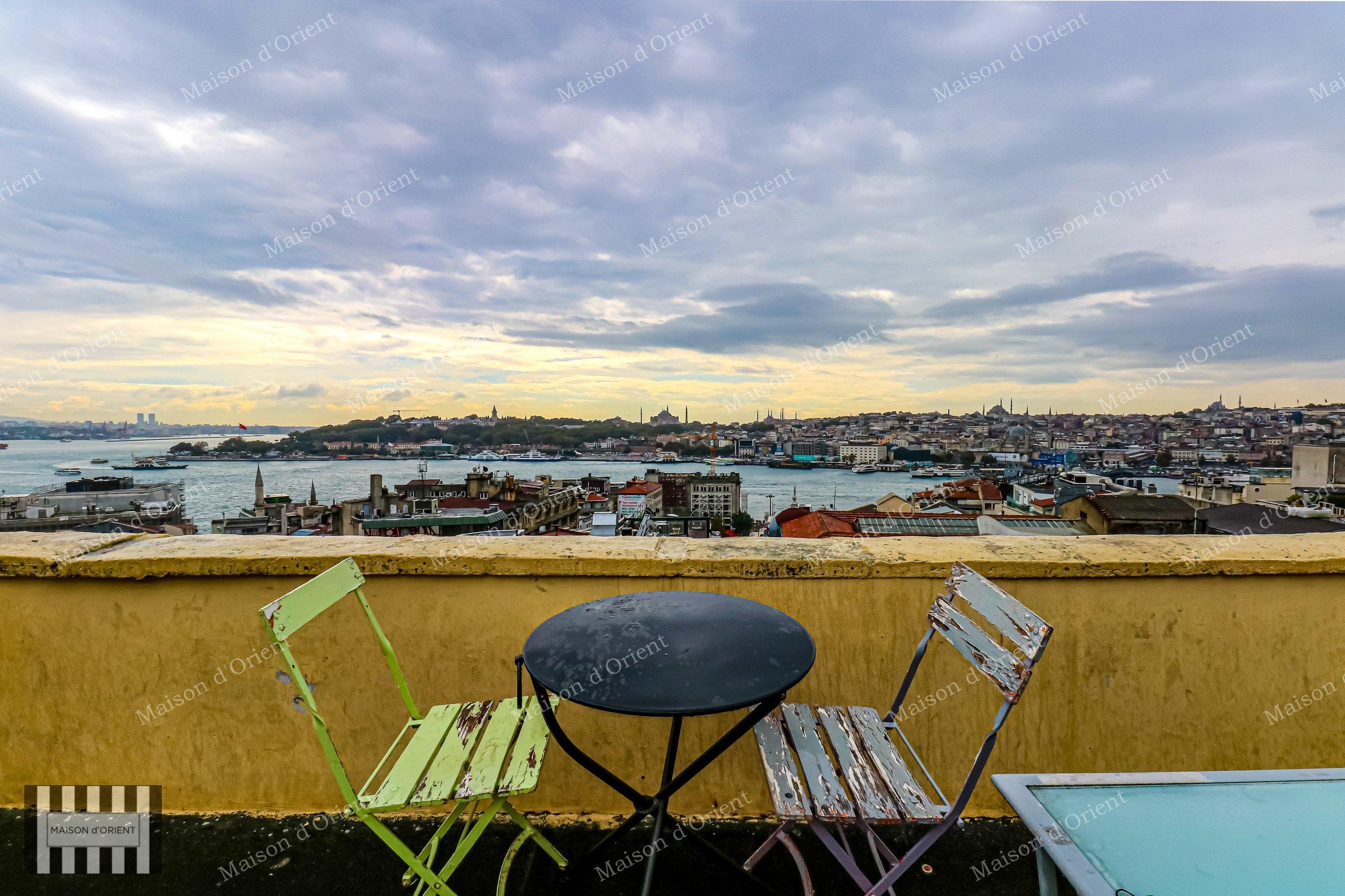 Historical Ojeni Building for Sale in Galata - Görsel 6