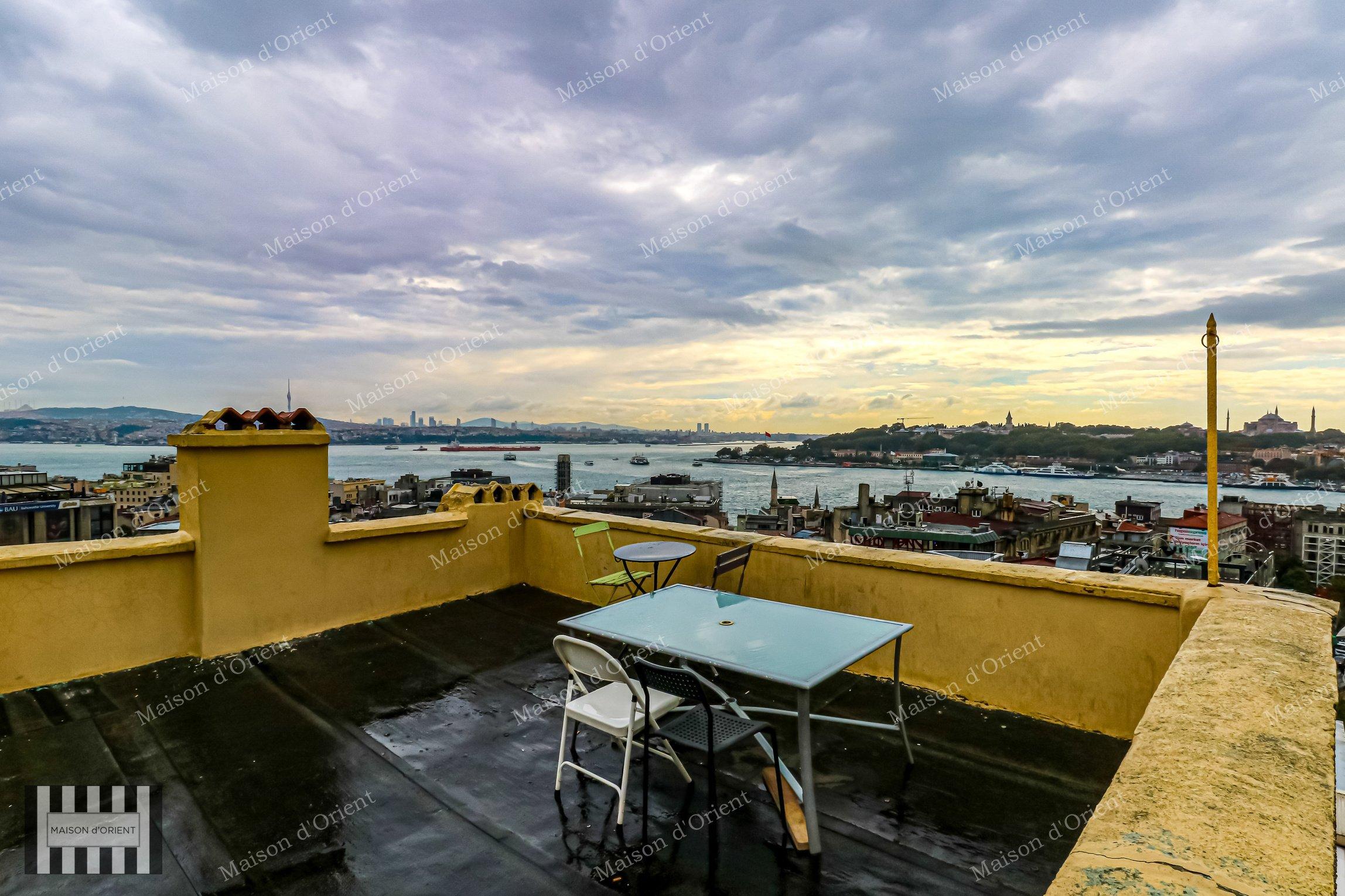 Historical Ojeni Building for Sale in Galata - Görsel 7