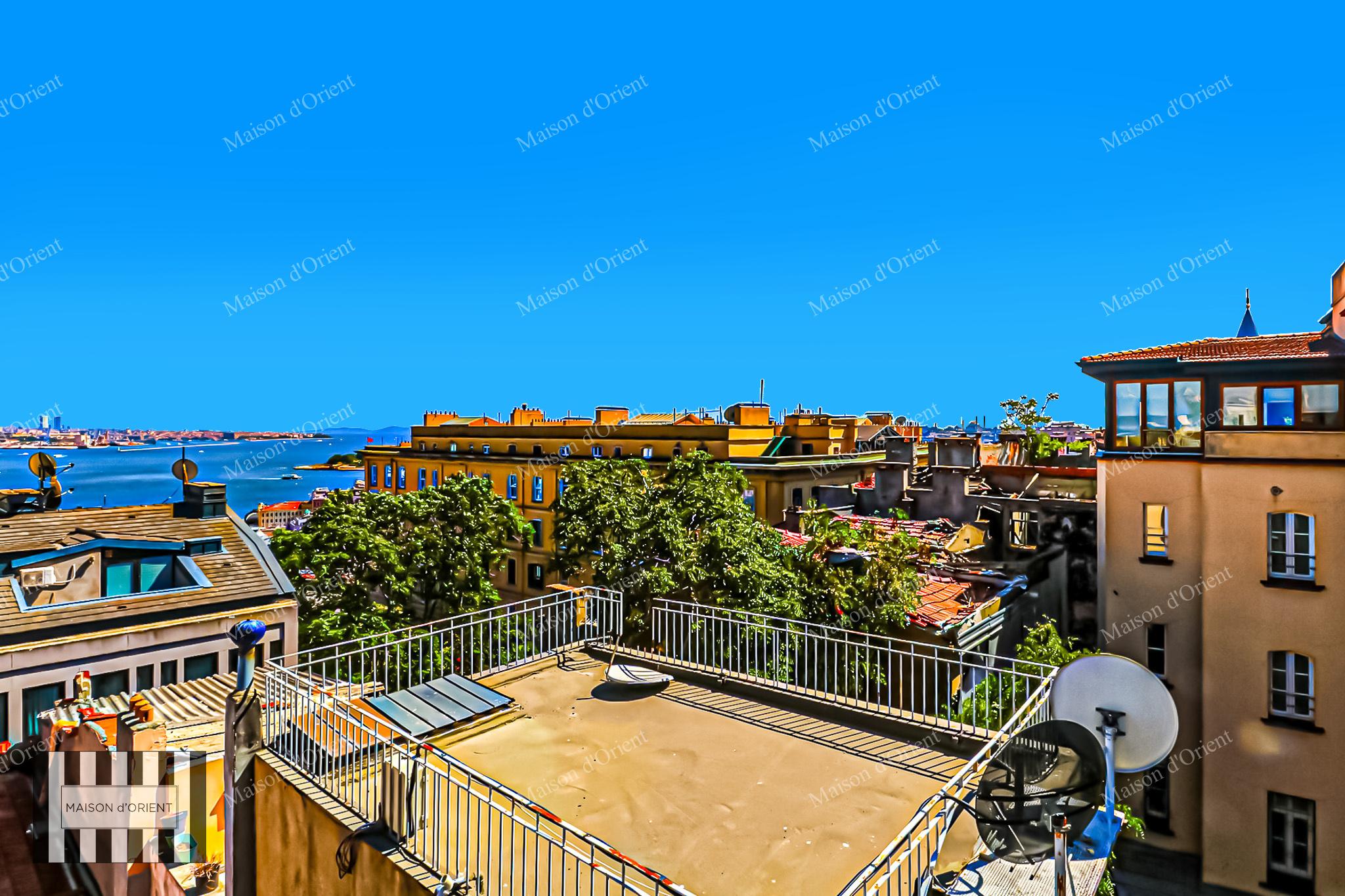 Renovated 1+1 Apartment for Sale in Central Galata - Görsel 16