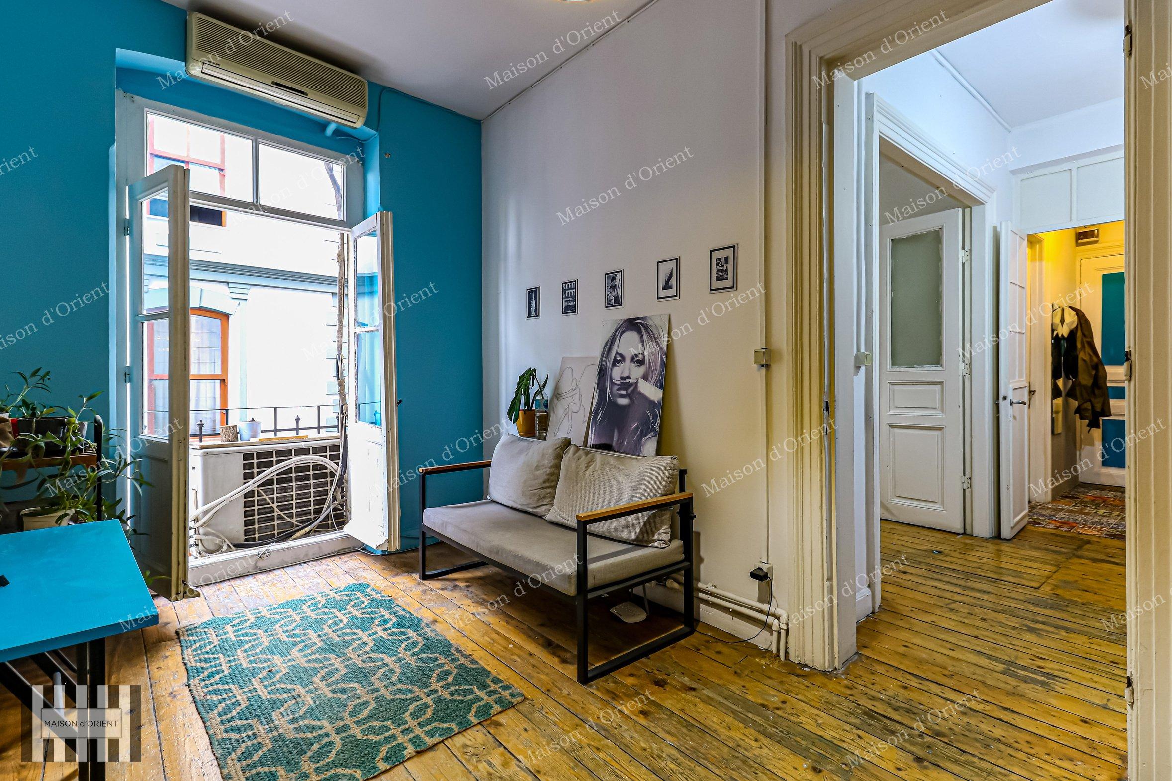 Historical Ojeni Building for Sale in Galata